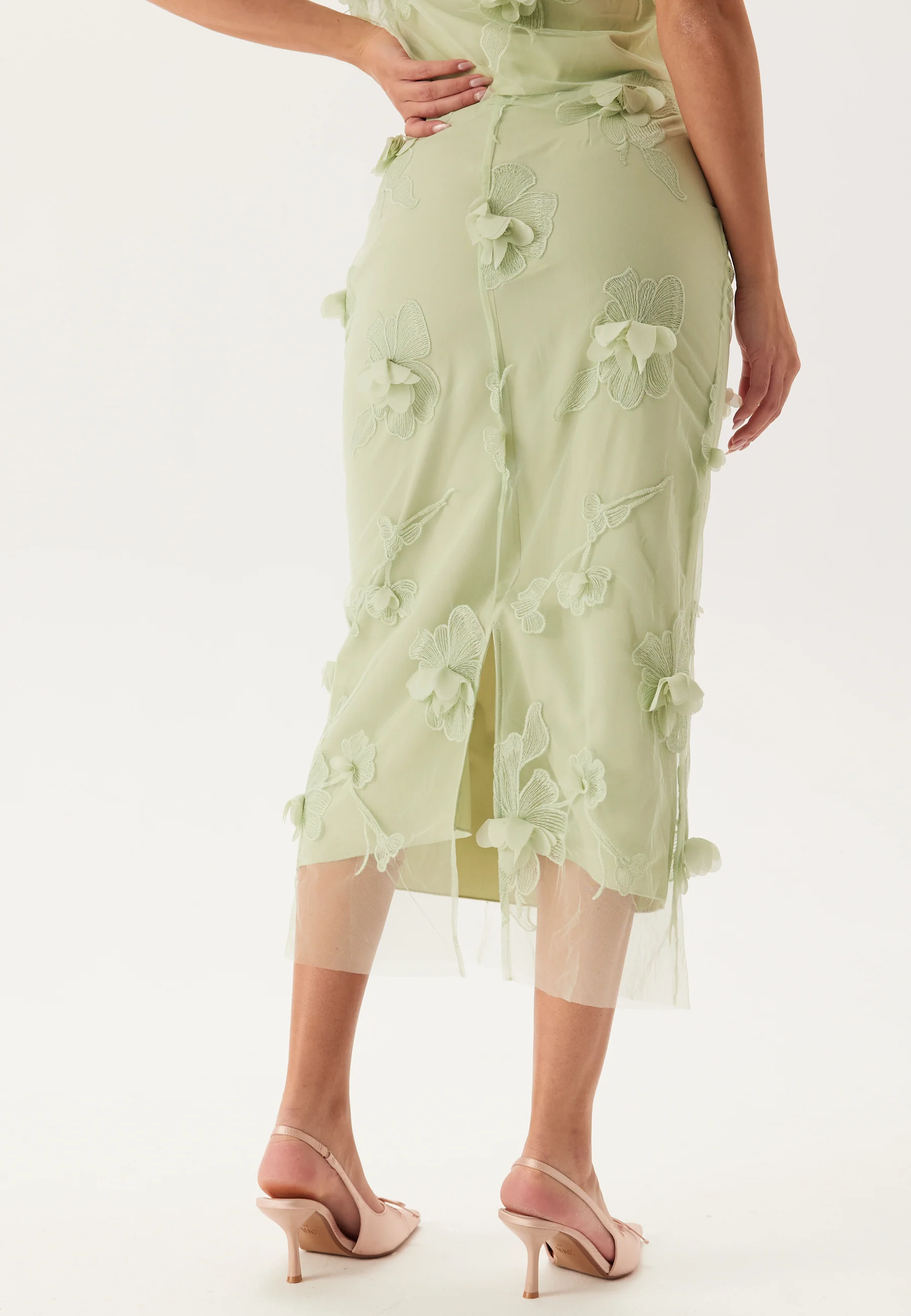 3D Floral Straight Ankle Skirt - Image 3