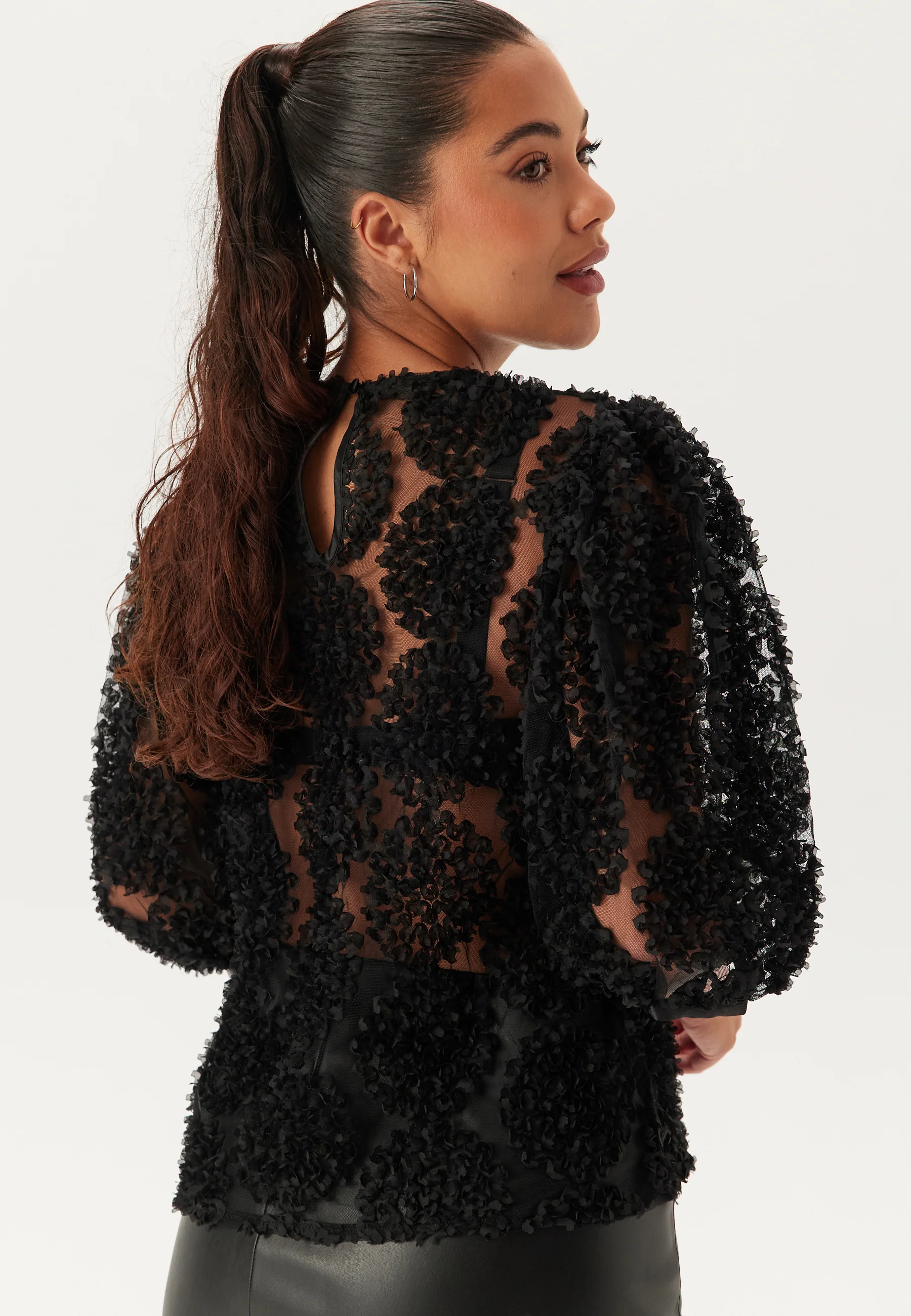 3D Flower Puff Sleeve Blouse - Image 2