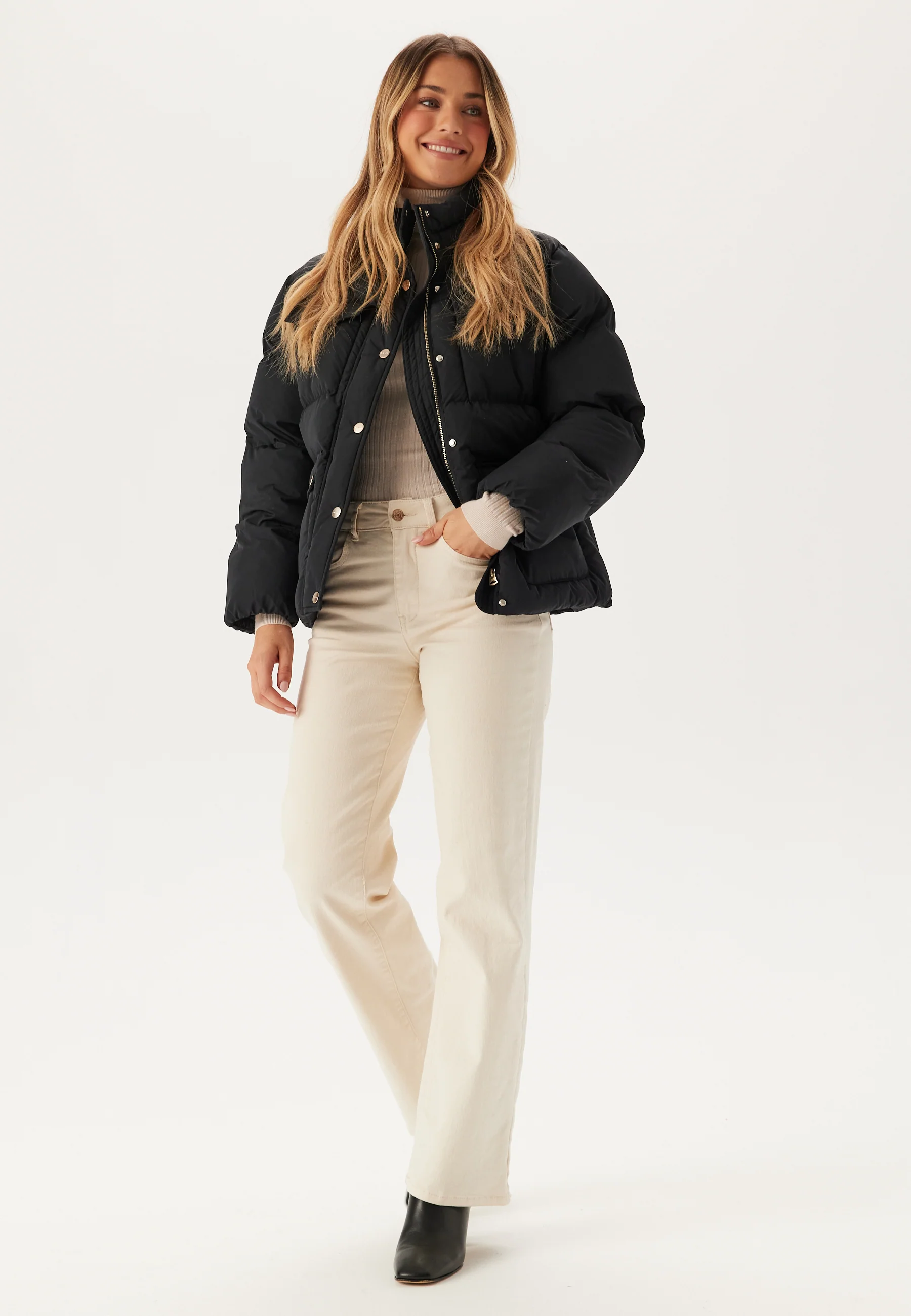 Active Cloud Jacket - Image 3