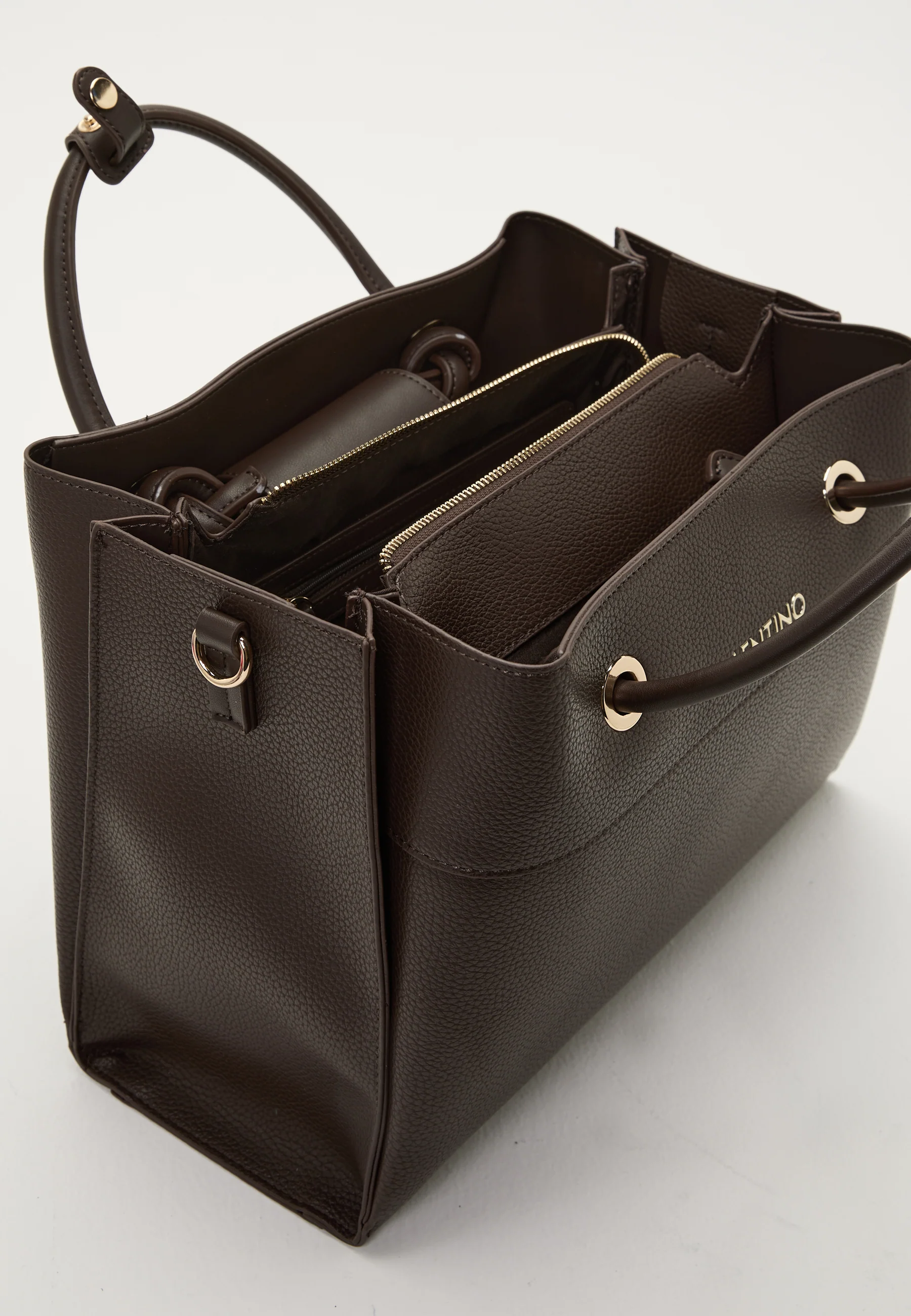 Alexia Shopping - Image 6