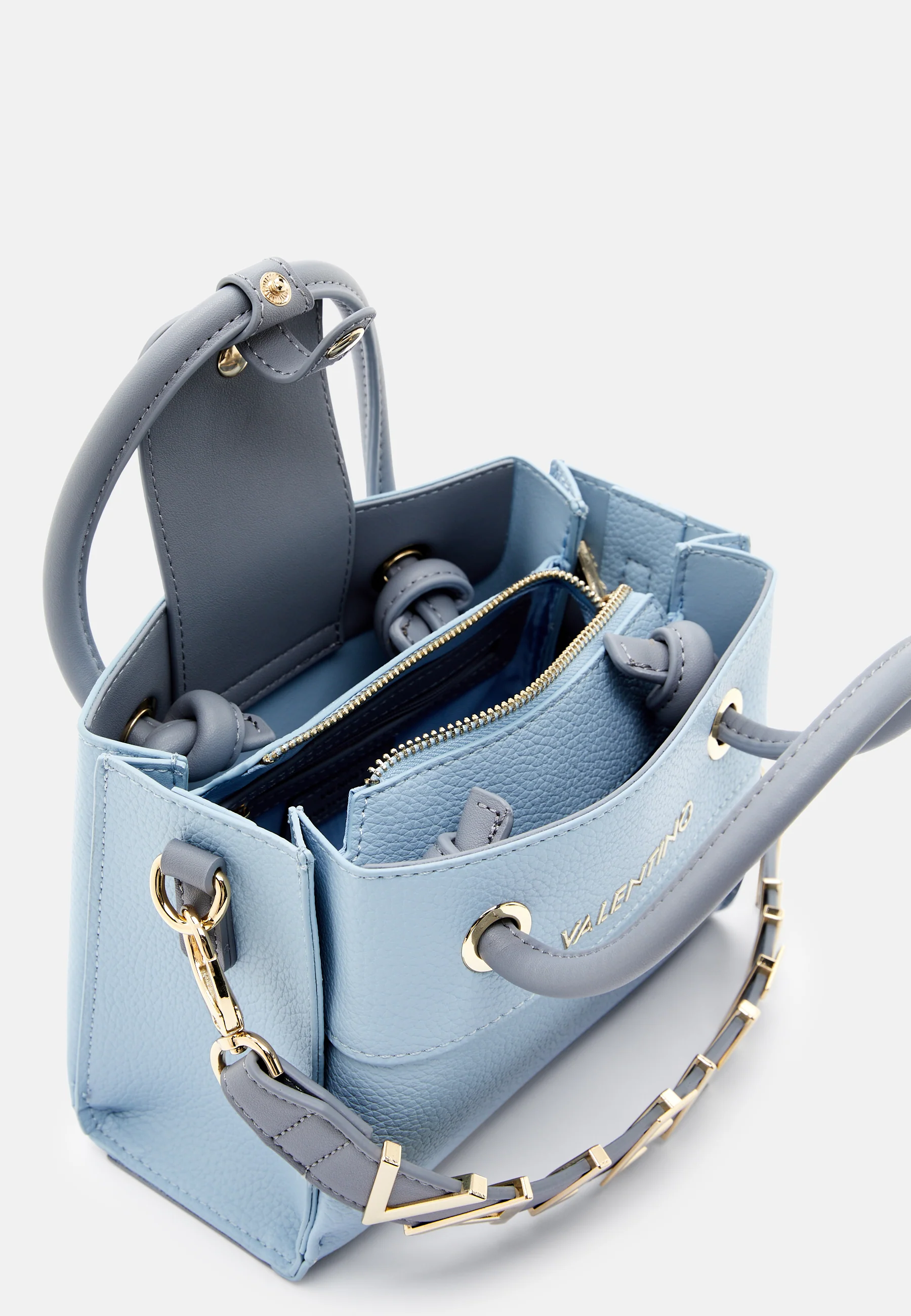 Alexia Shopping - Image 4