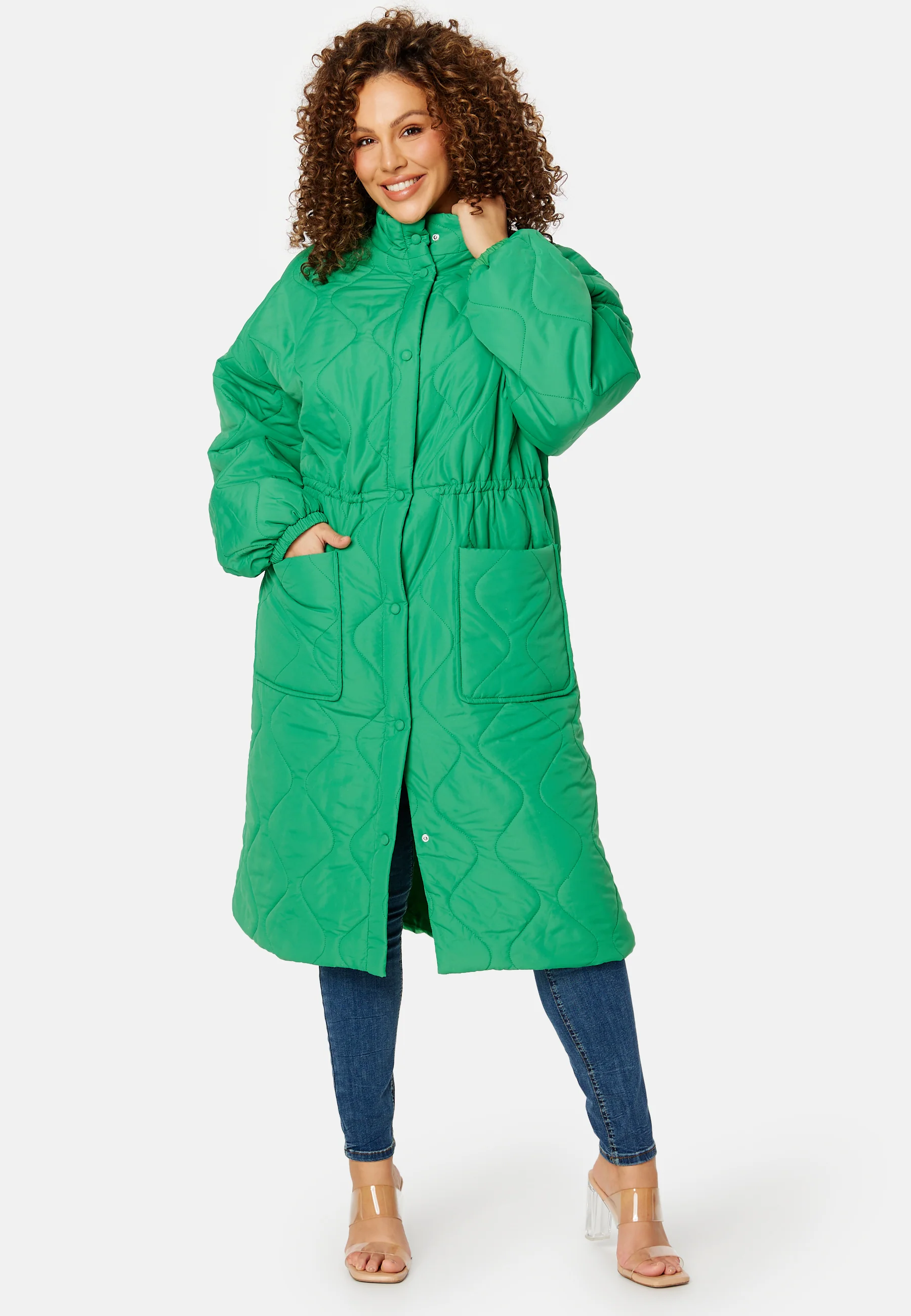 Alma Quilted Coat - Image 11