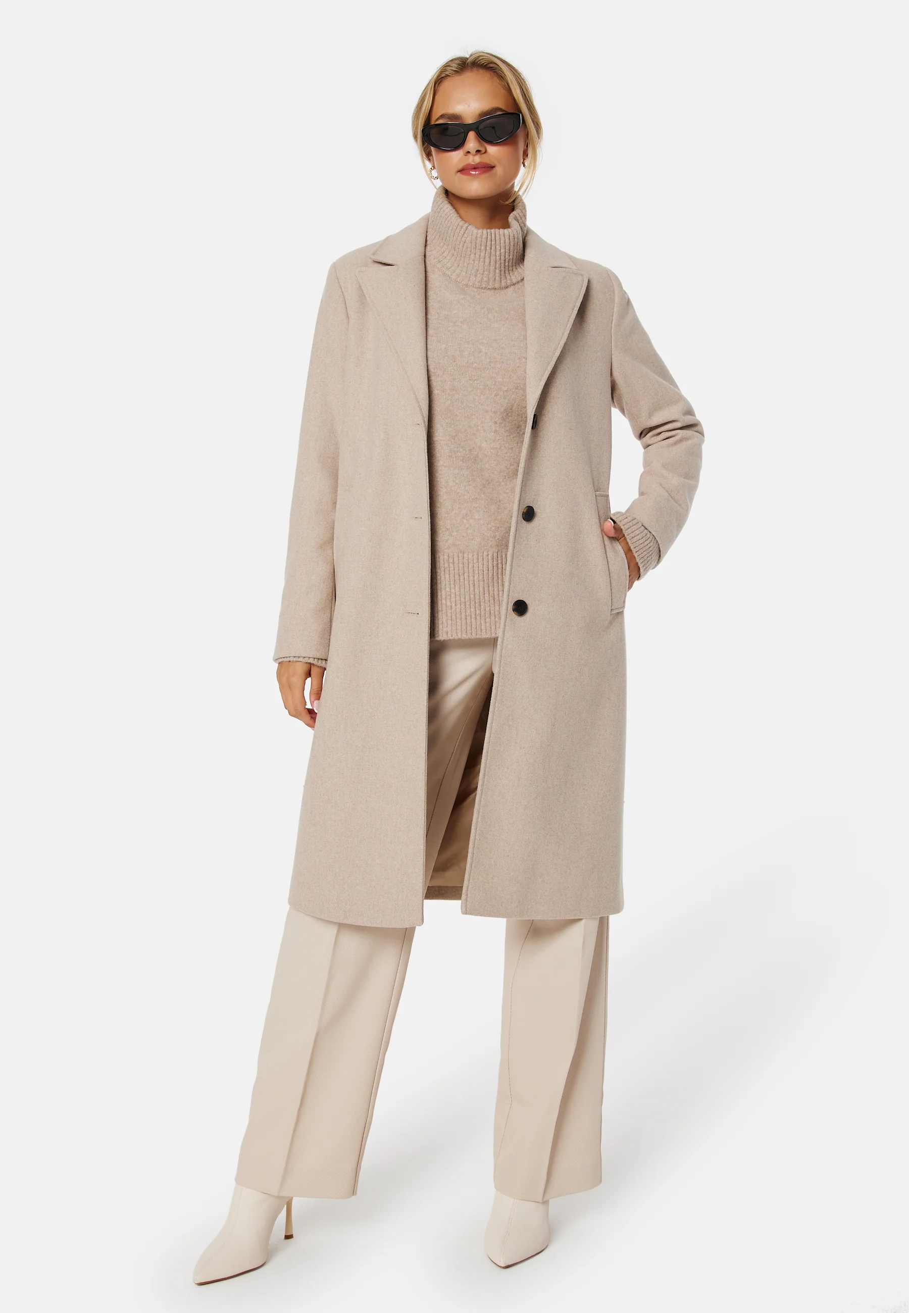 Alma Wool Coat - Image 3