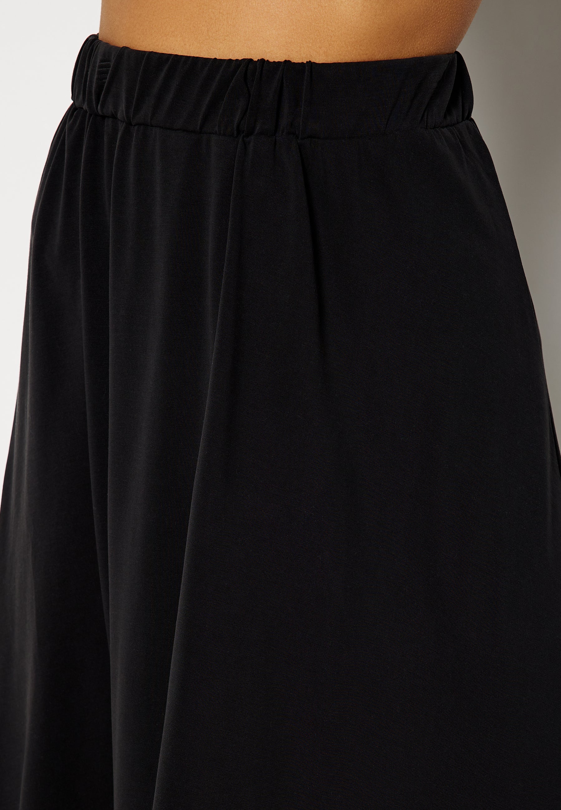 Annie Short Skirt - Image 4