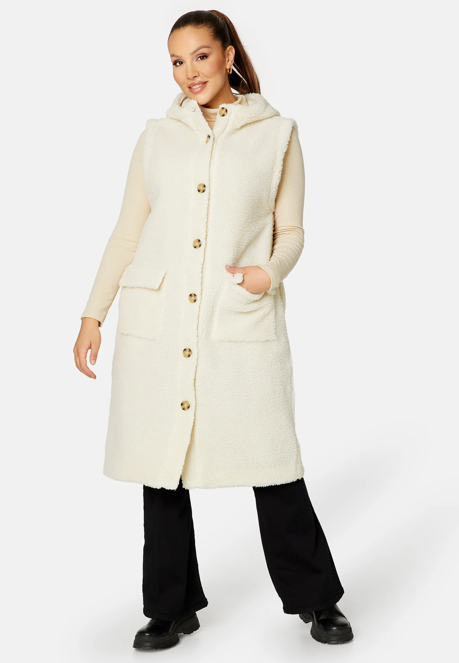 Annie Teddy Vest - Image 8