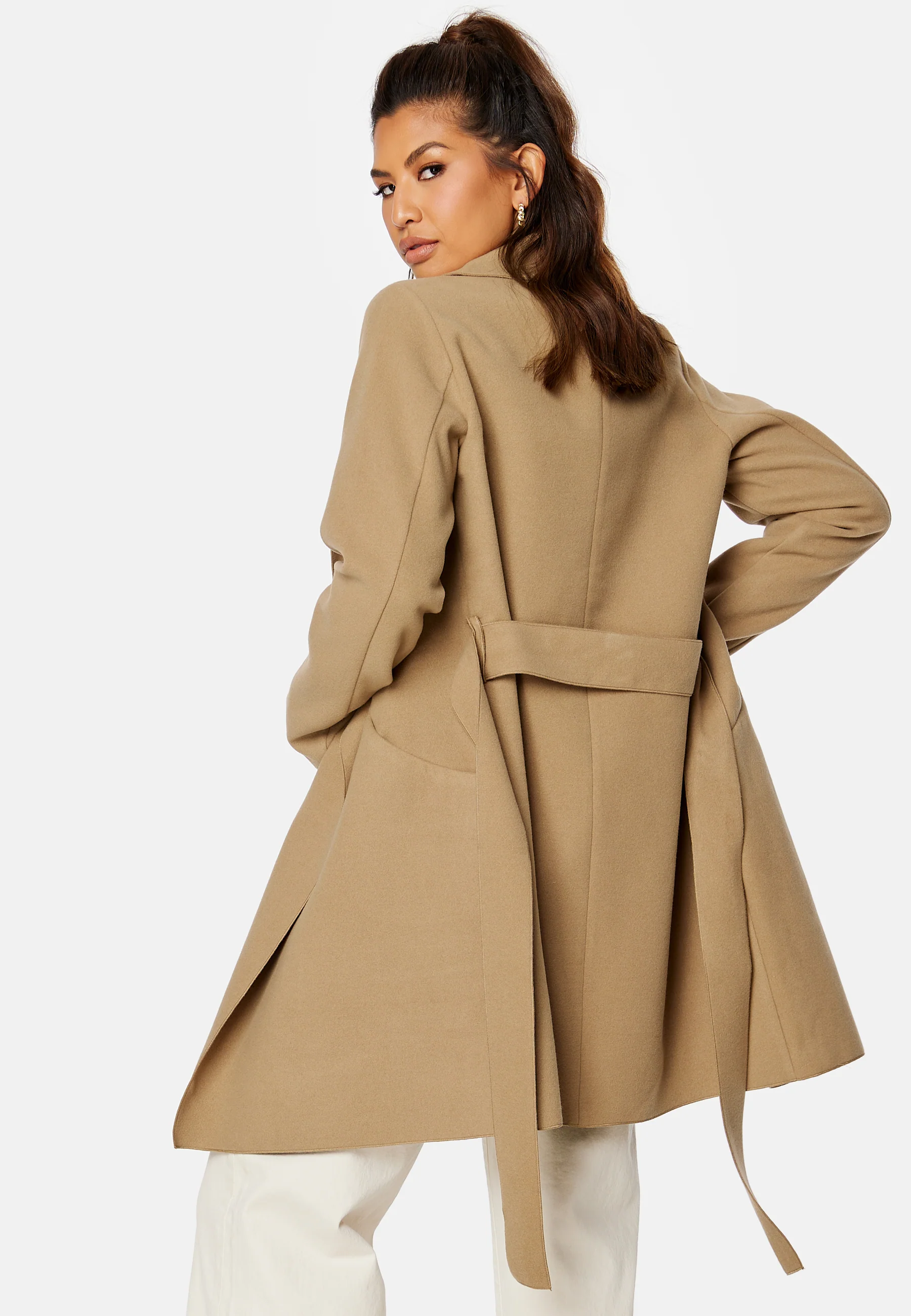 Apple New Coat - Image 3