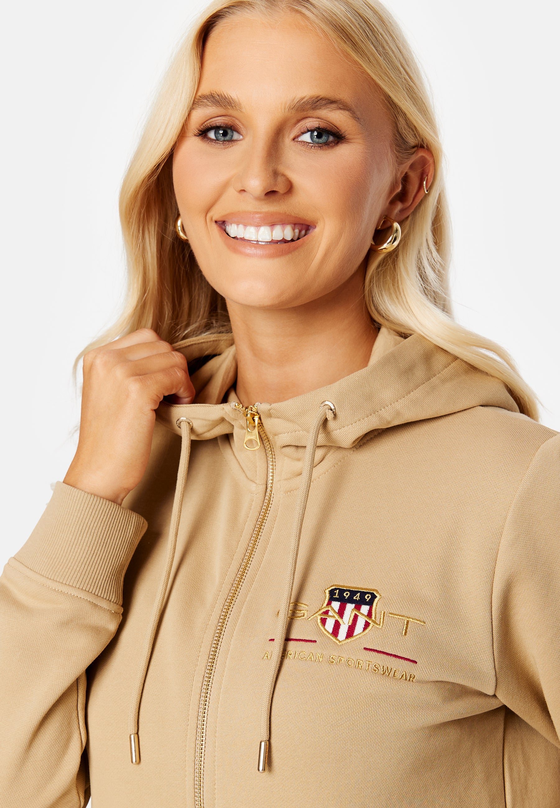 Archive Shield Zip Hood - Image 4