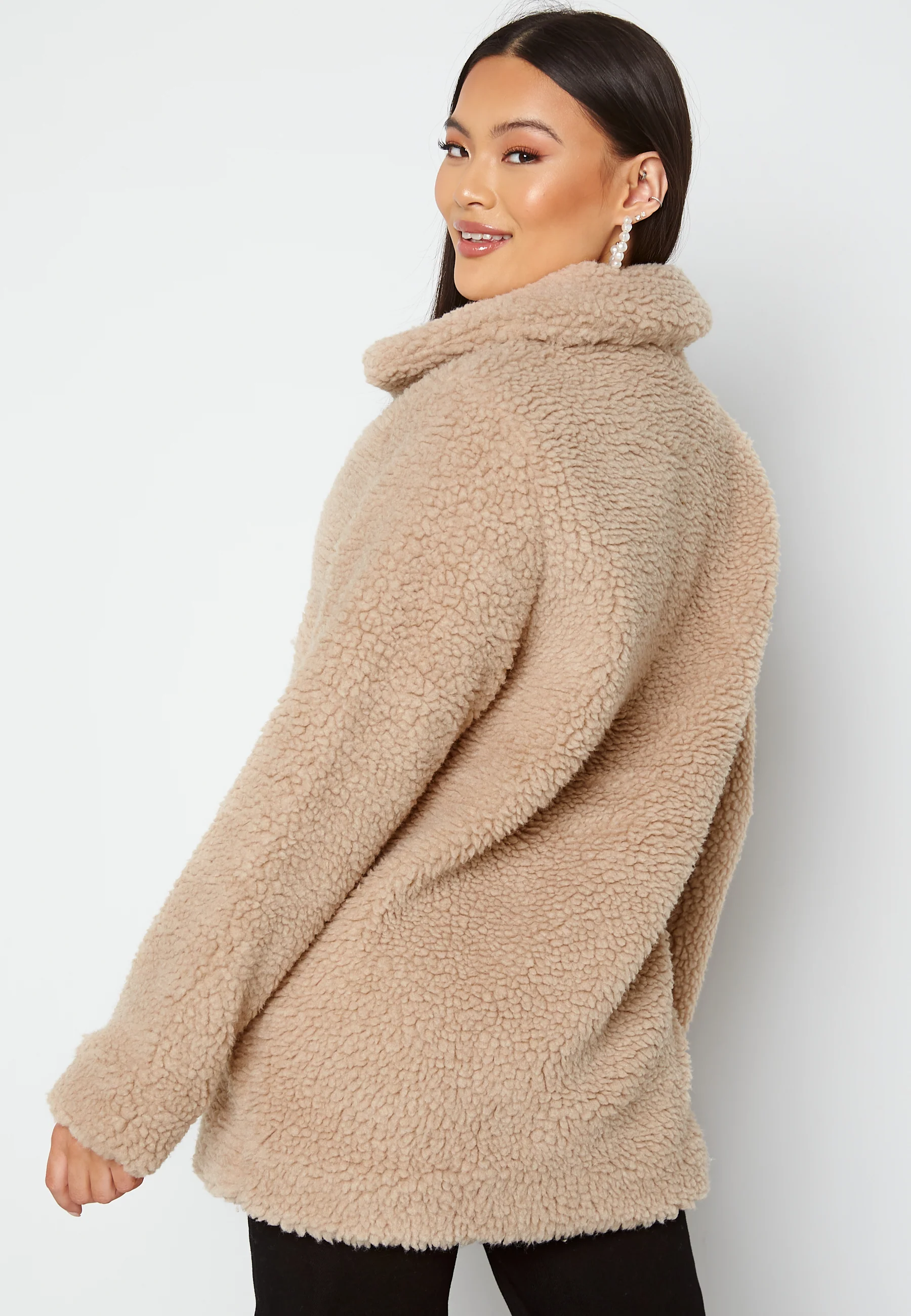 Aurelia Sherpa Jacket - Image 3