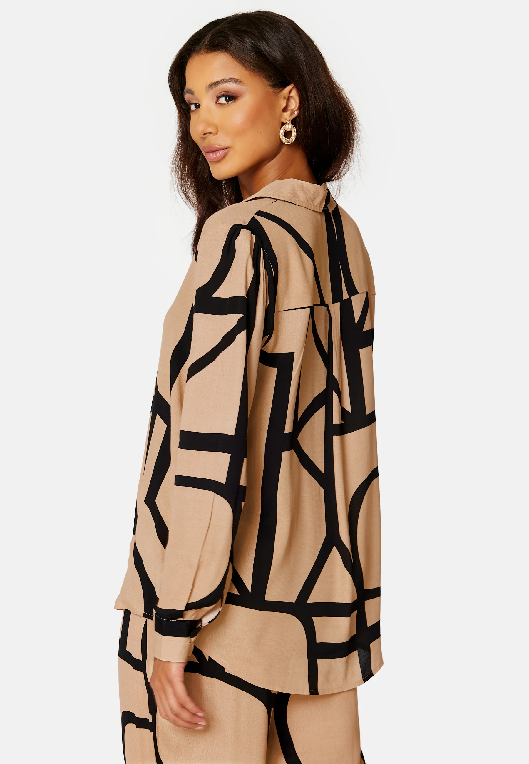 Ava L/S Oversized Shirt - Image 4