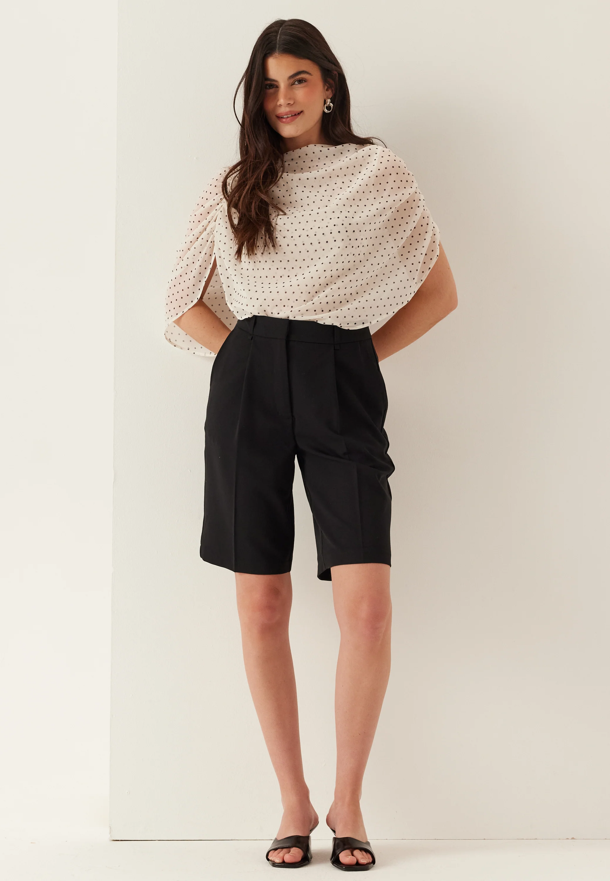 Awpassi Mw Knee Shorts Noos - Image 3