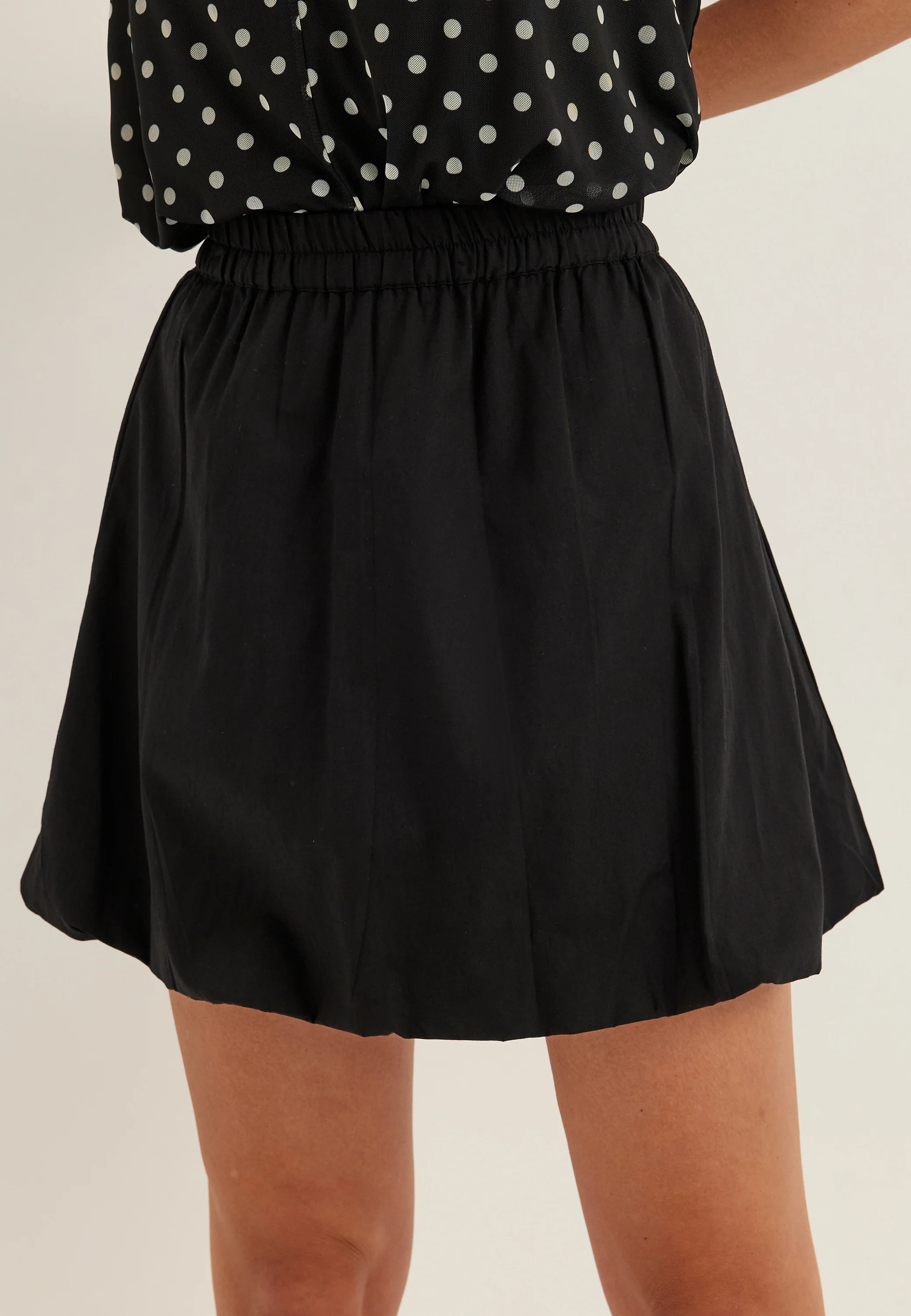 Balloon Short Cotton Skirt - Image 4