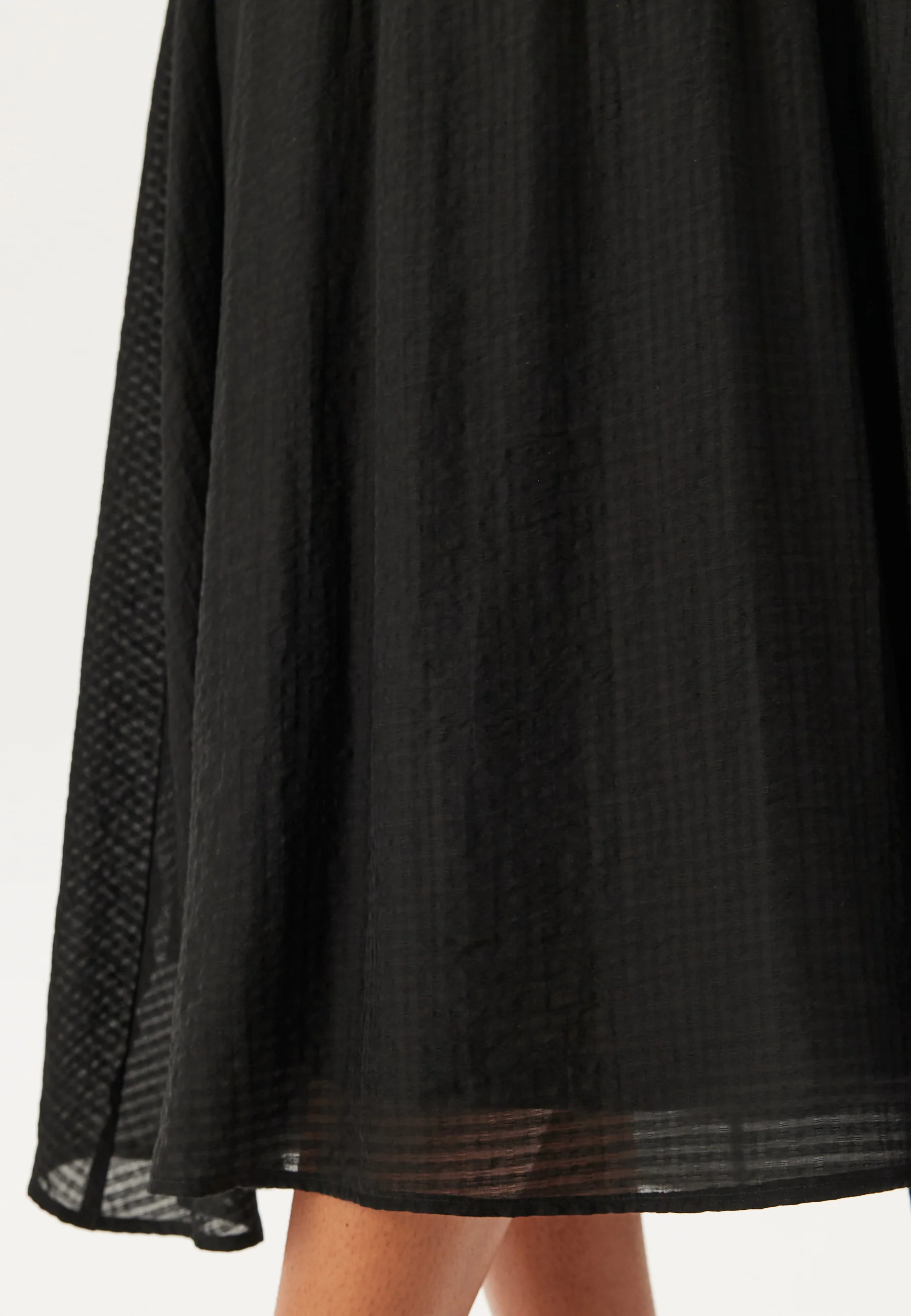 Balloon Sleeve Structured Midi Dress - Image 5