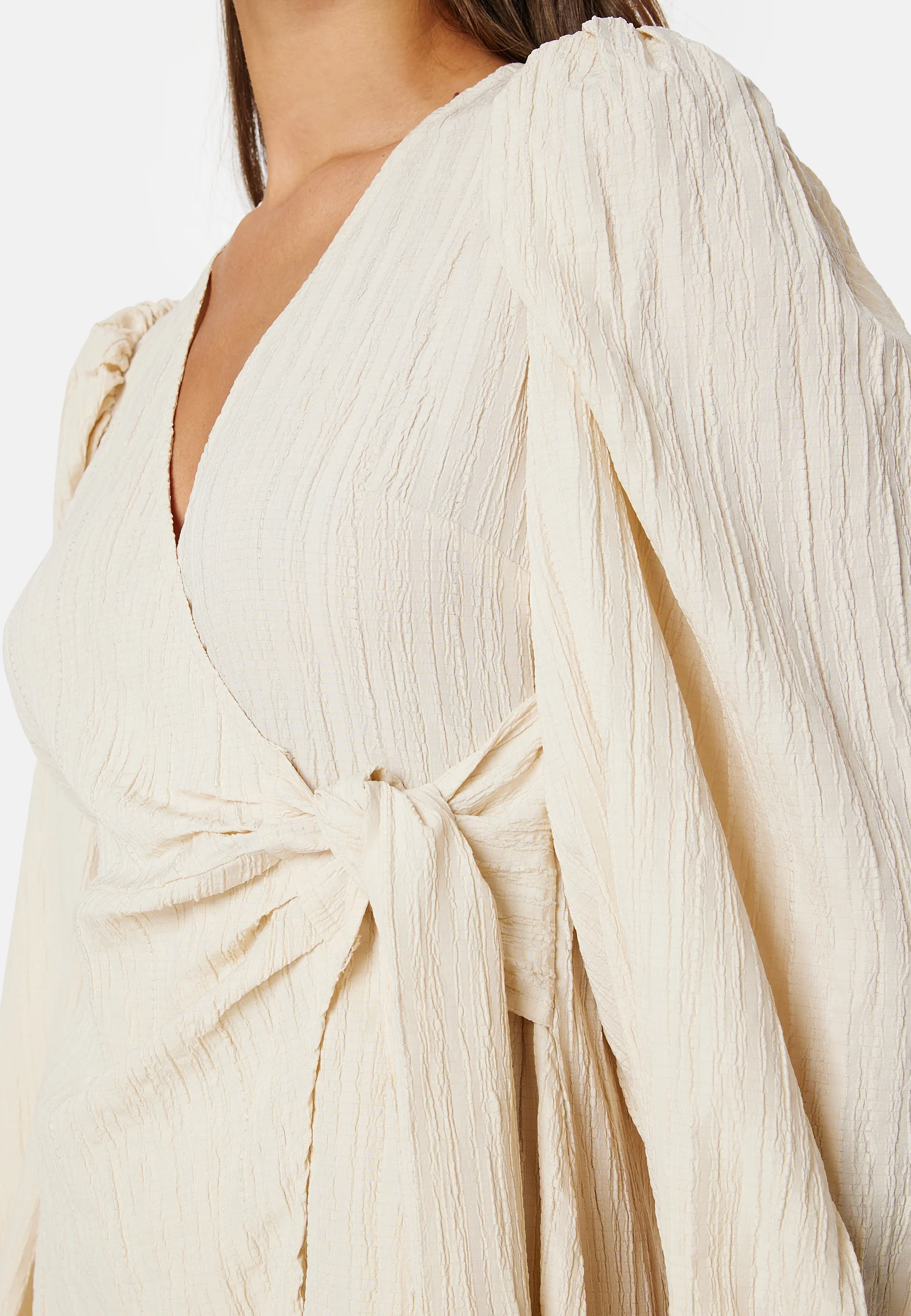 Balloon Sleeve Structured Wrap Dress - Image 4