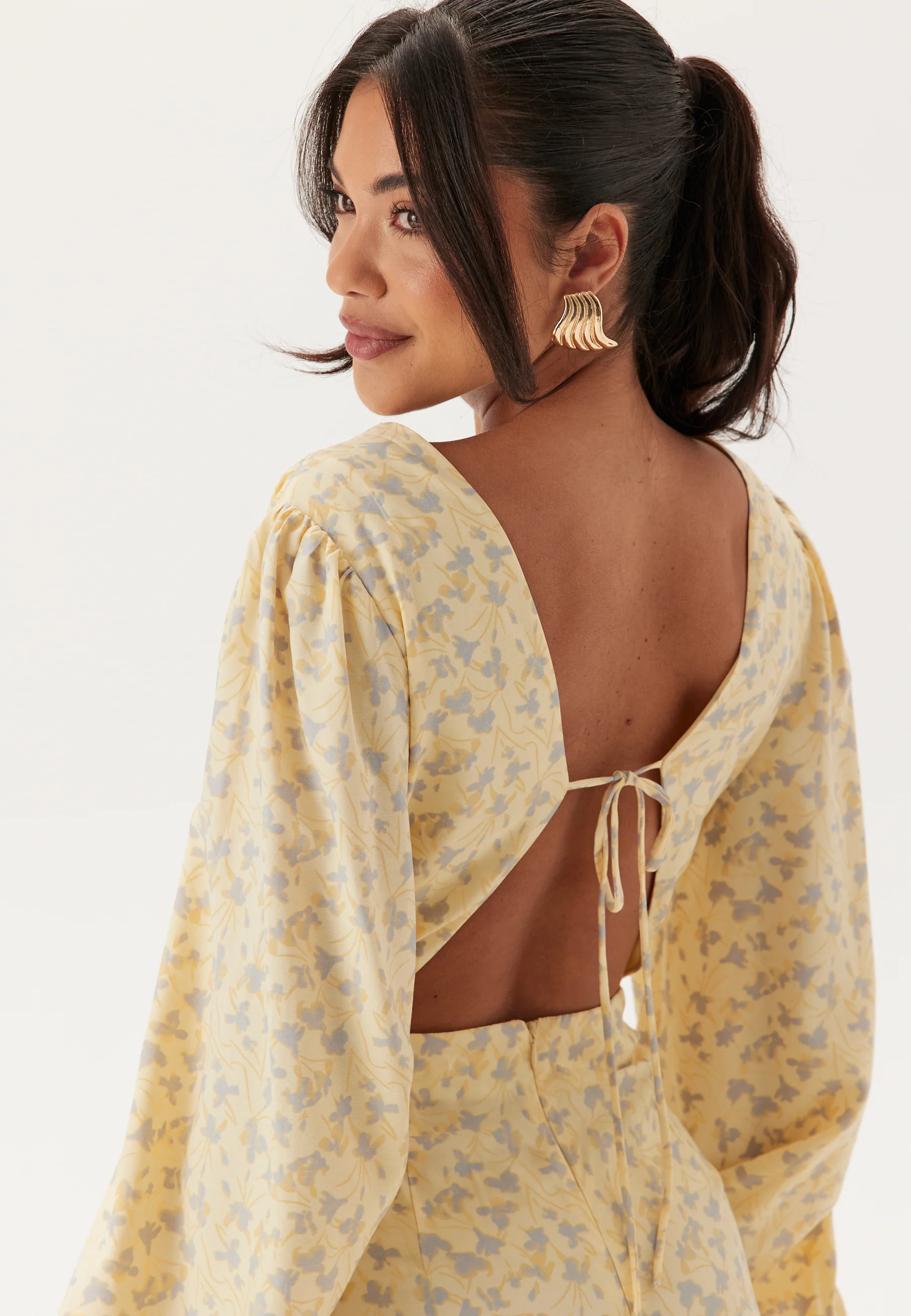 Balloon Sleeve Wrap Gown - Image 5