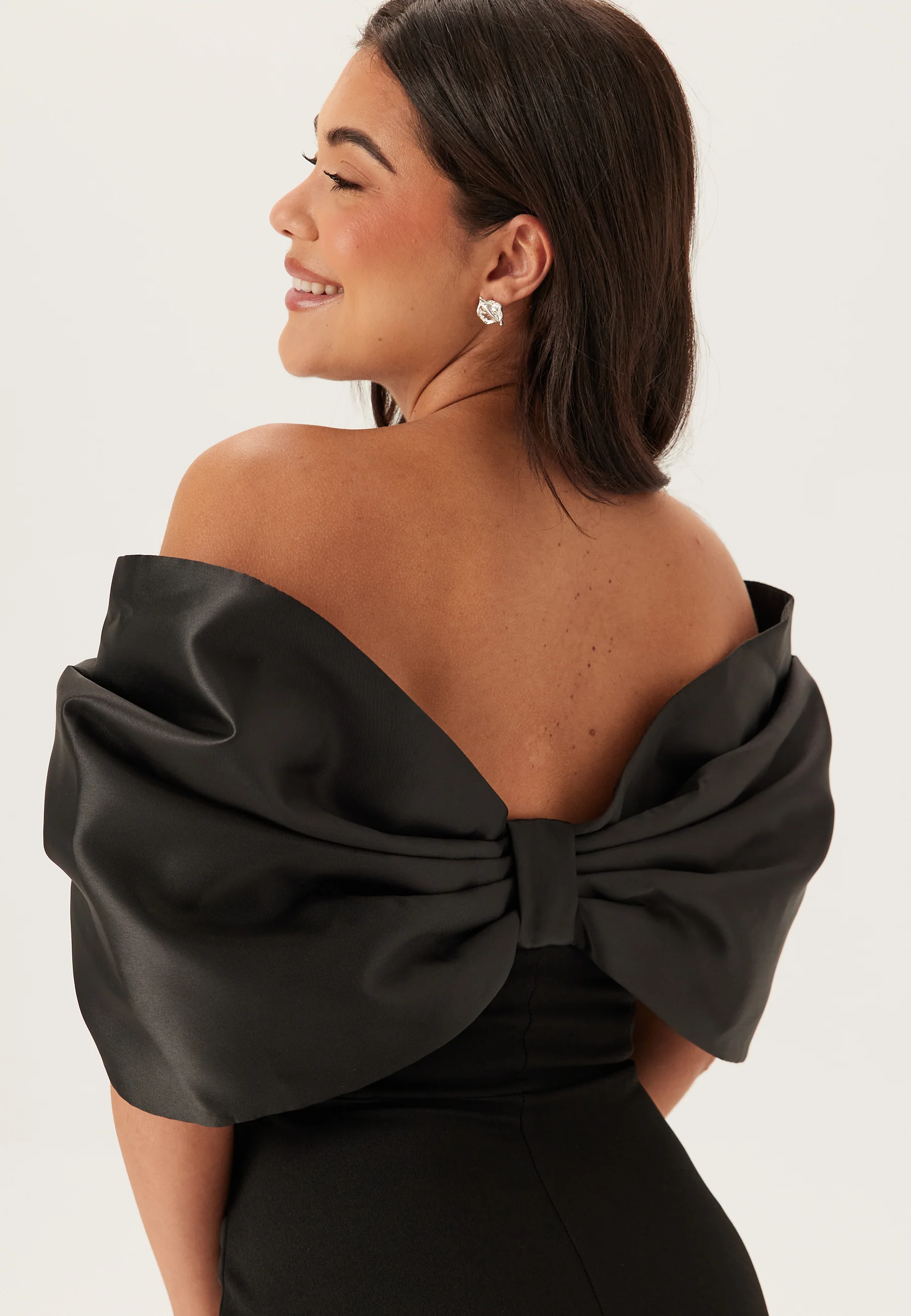 Bardot Satin Bow Back Maxi Dress - Image 3