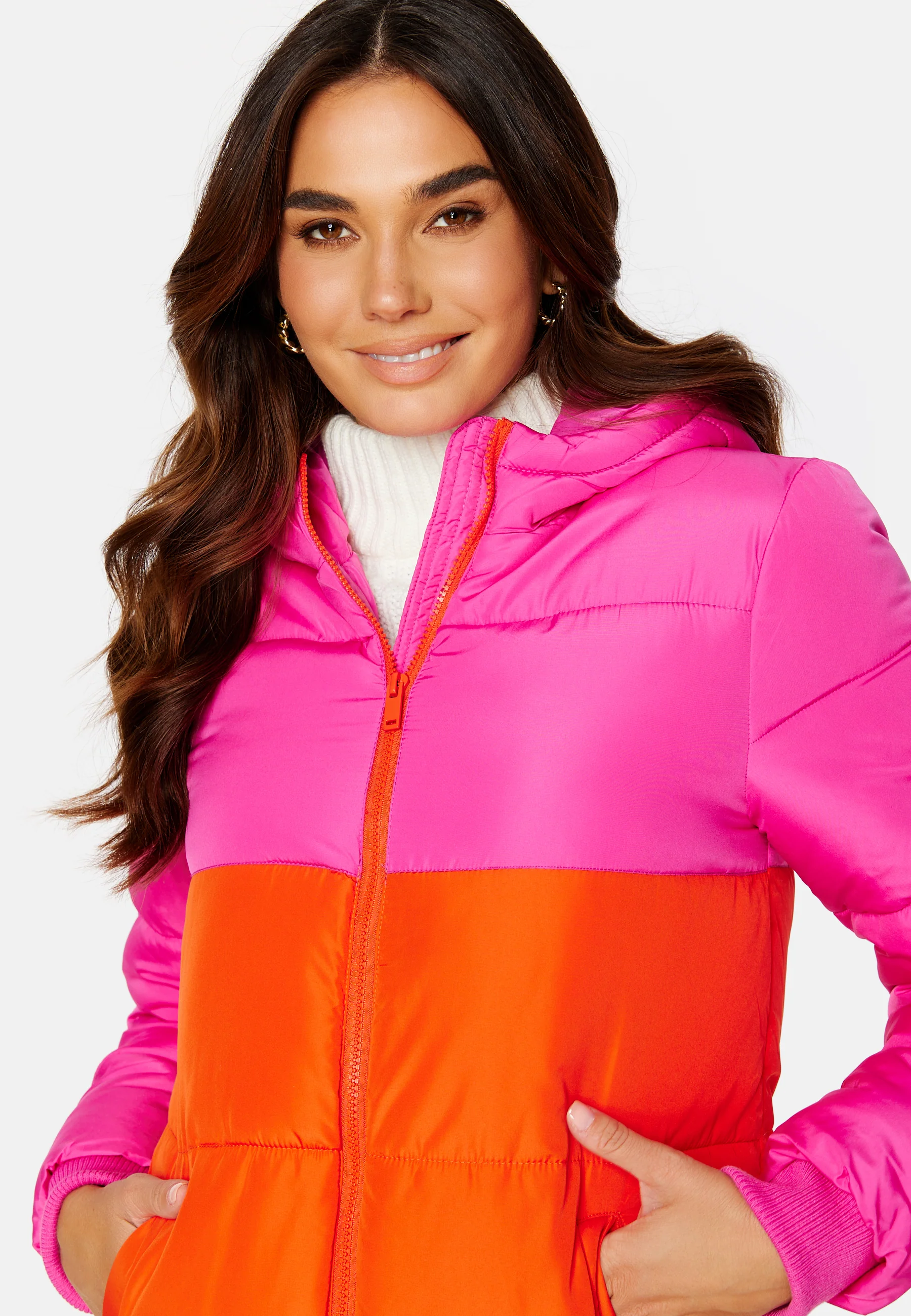 Bee Blocked Long Puffer - Image 5