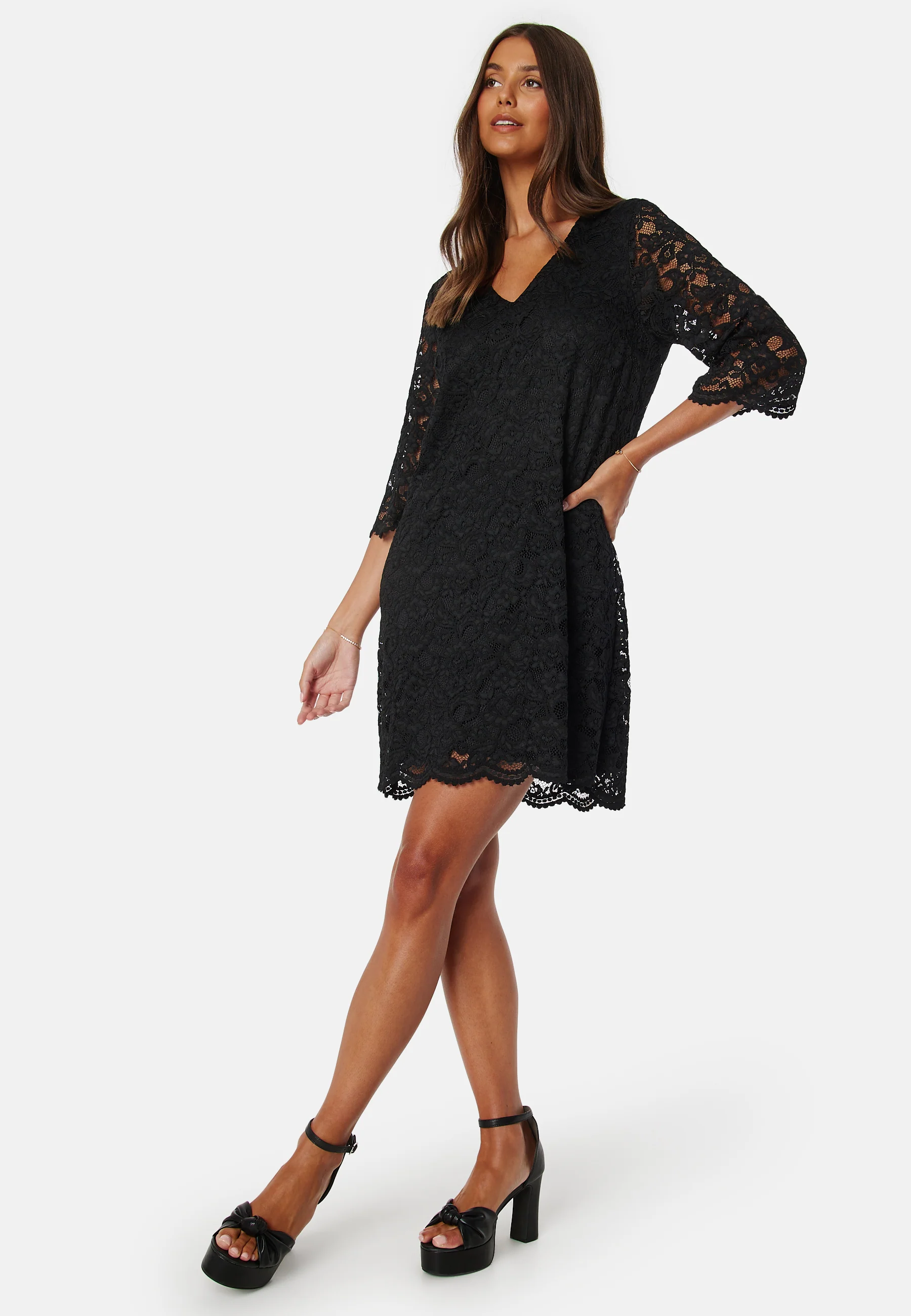 Belinda lace dress - Image 2
