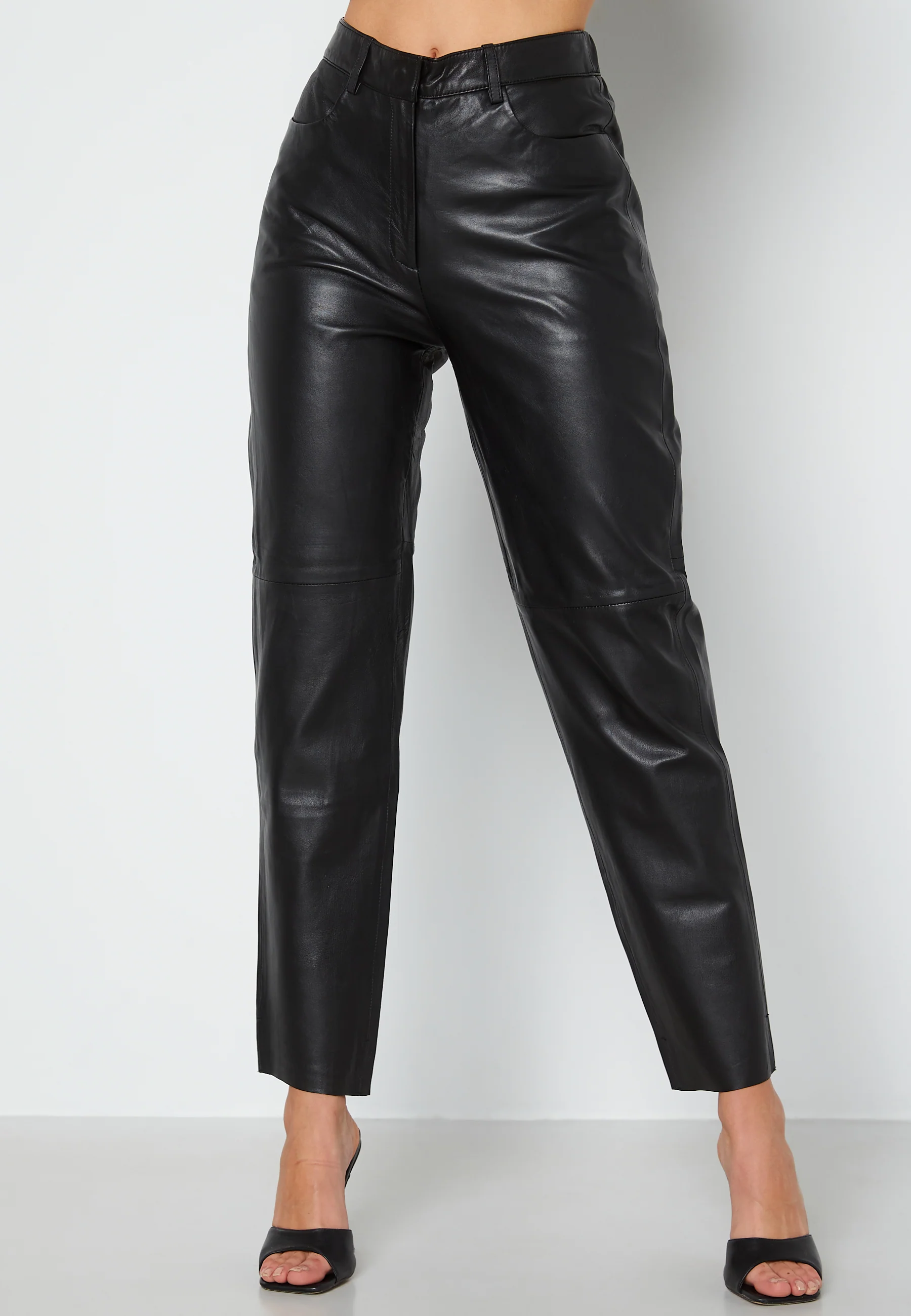 Bella MW Leather Pants - Image 3