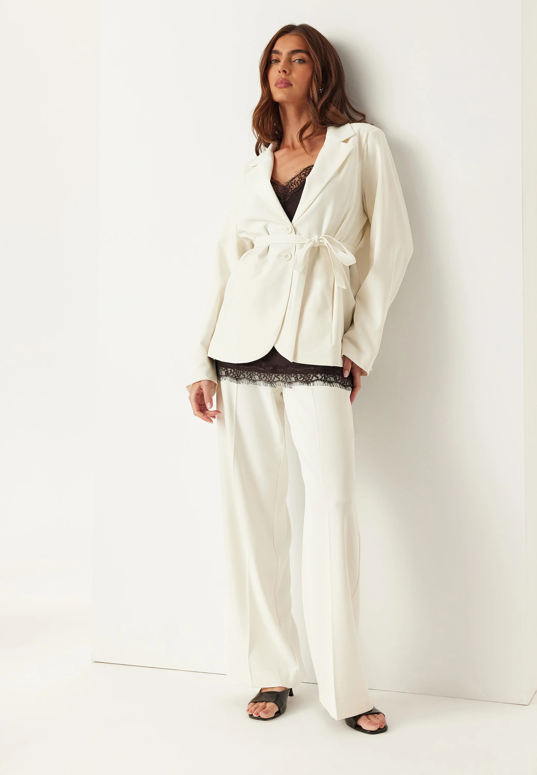 Belt Detail Blazer - Image 5