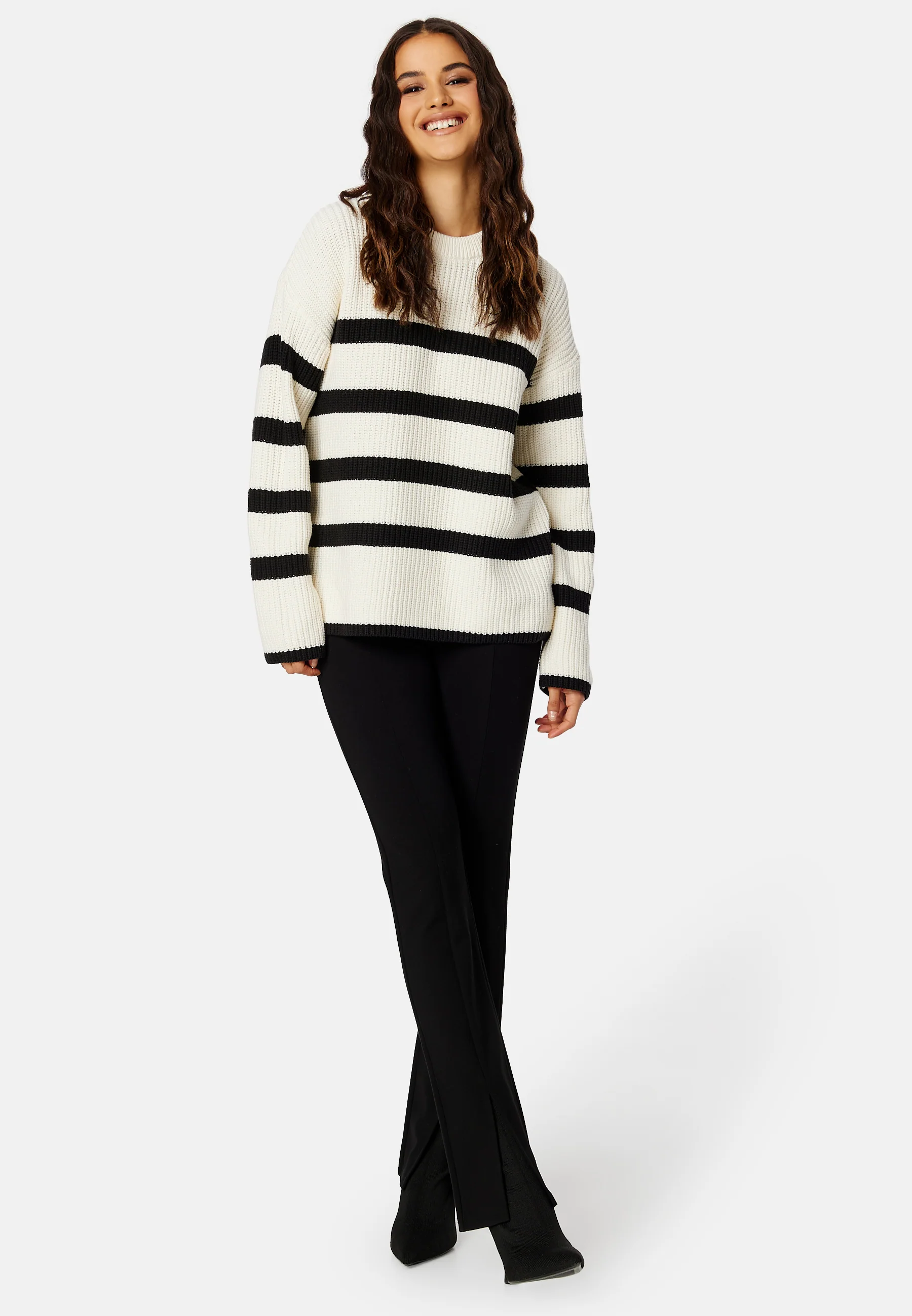 Bloomie LS Knit O-Neck - Image 2