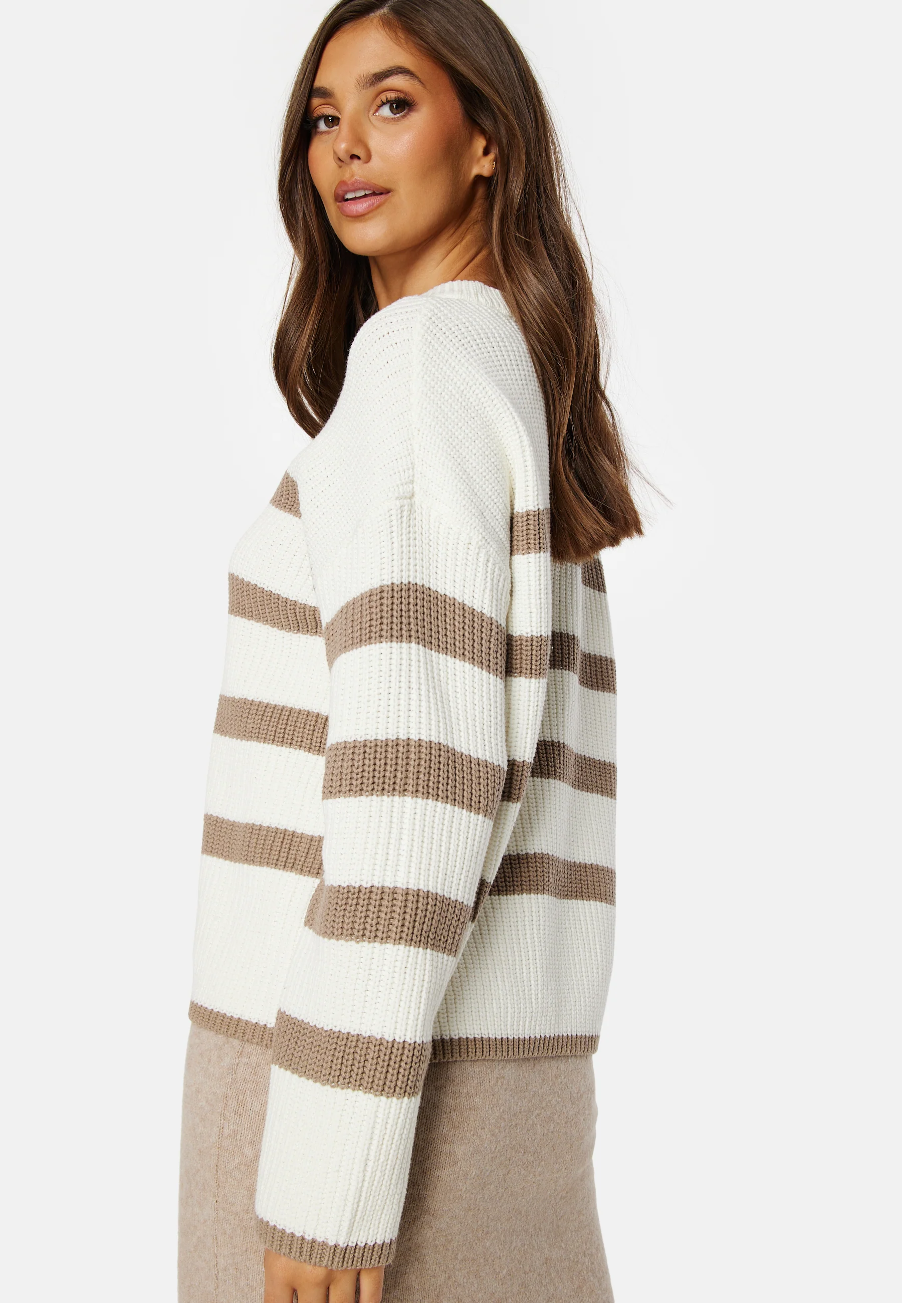 Bloomie LS Knit O-Neck - Image 2