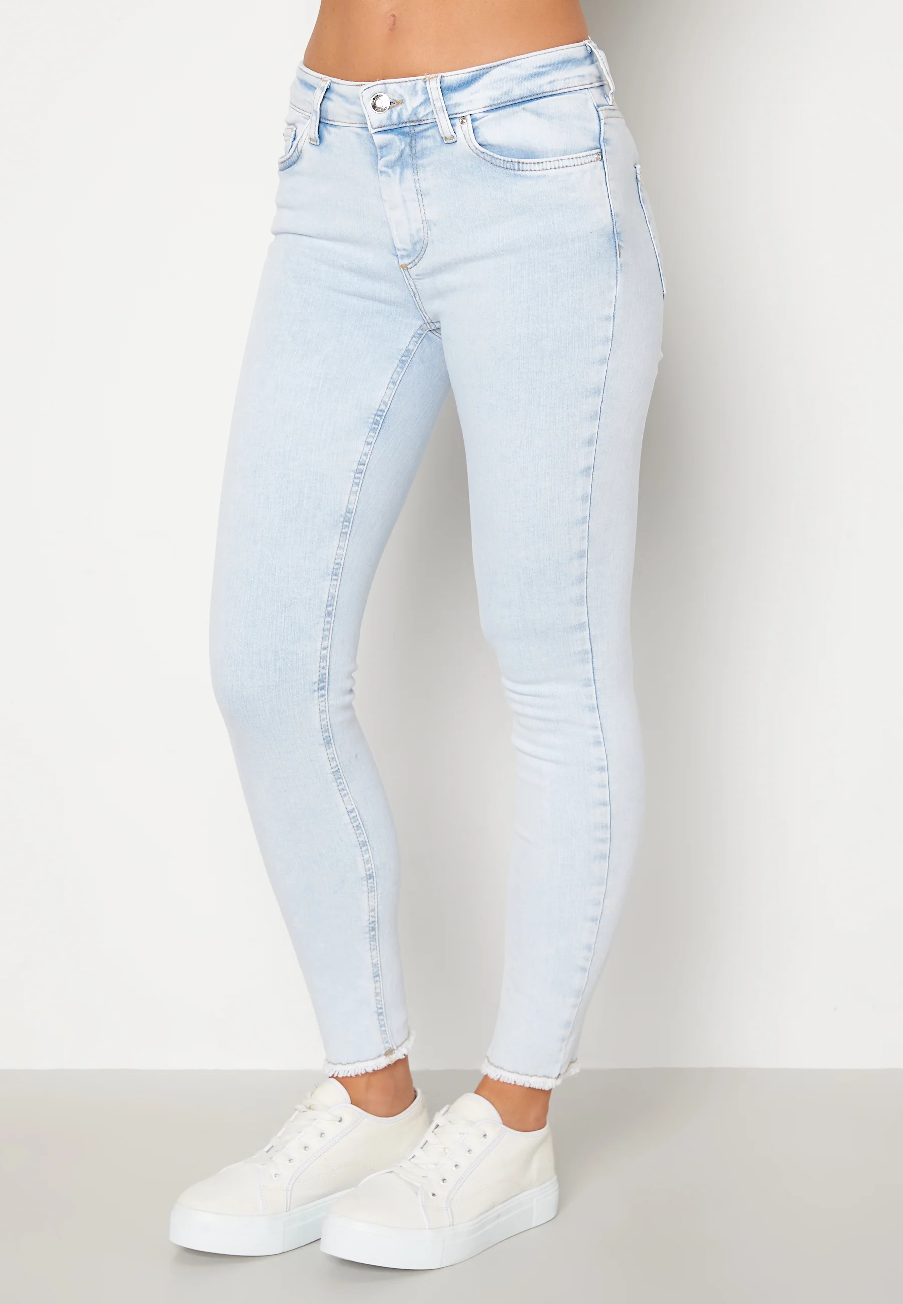Blush Life Mid Jeans - Image 4