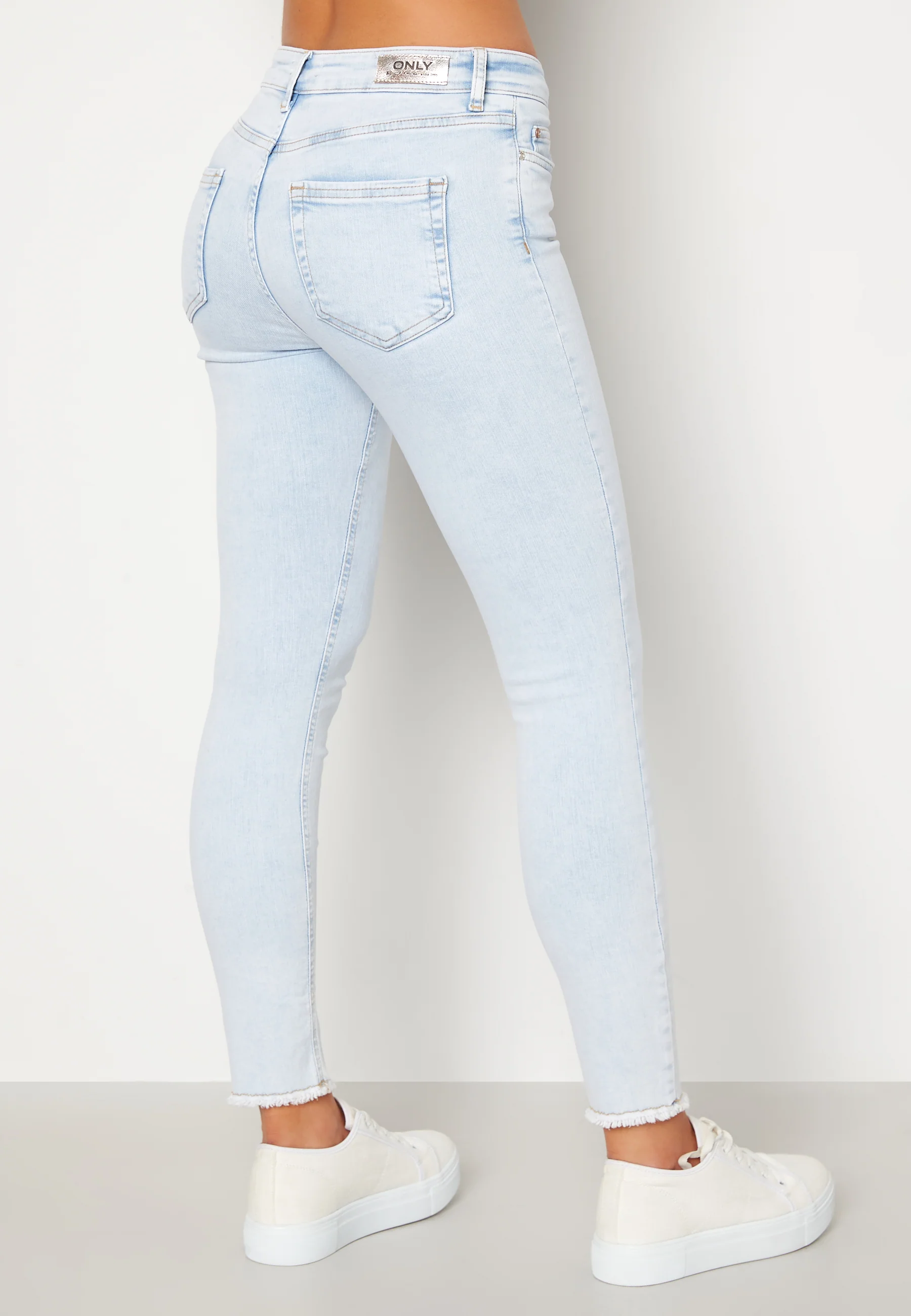 Blush Life Mid Jeans - Image 5