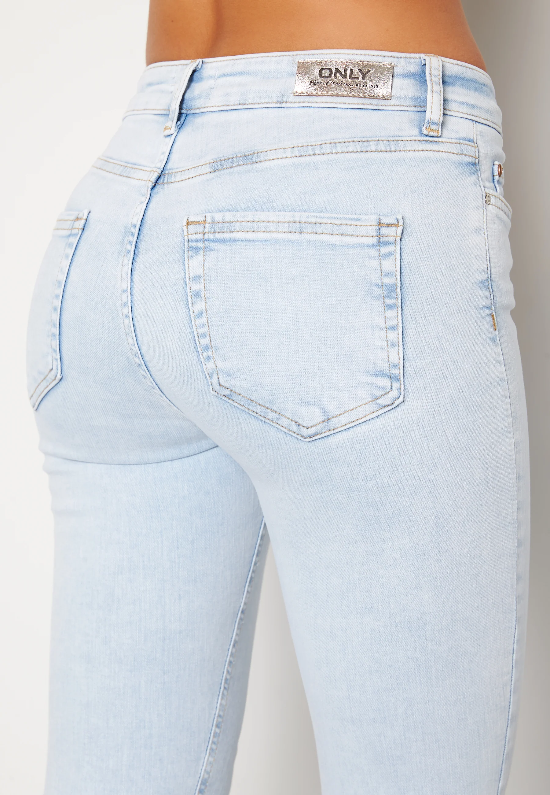 Blush Life Mid Jeans - Image 6