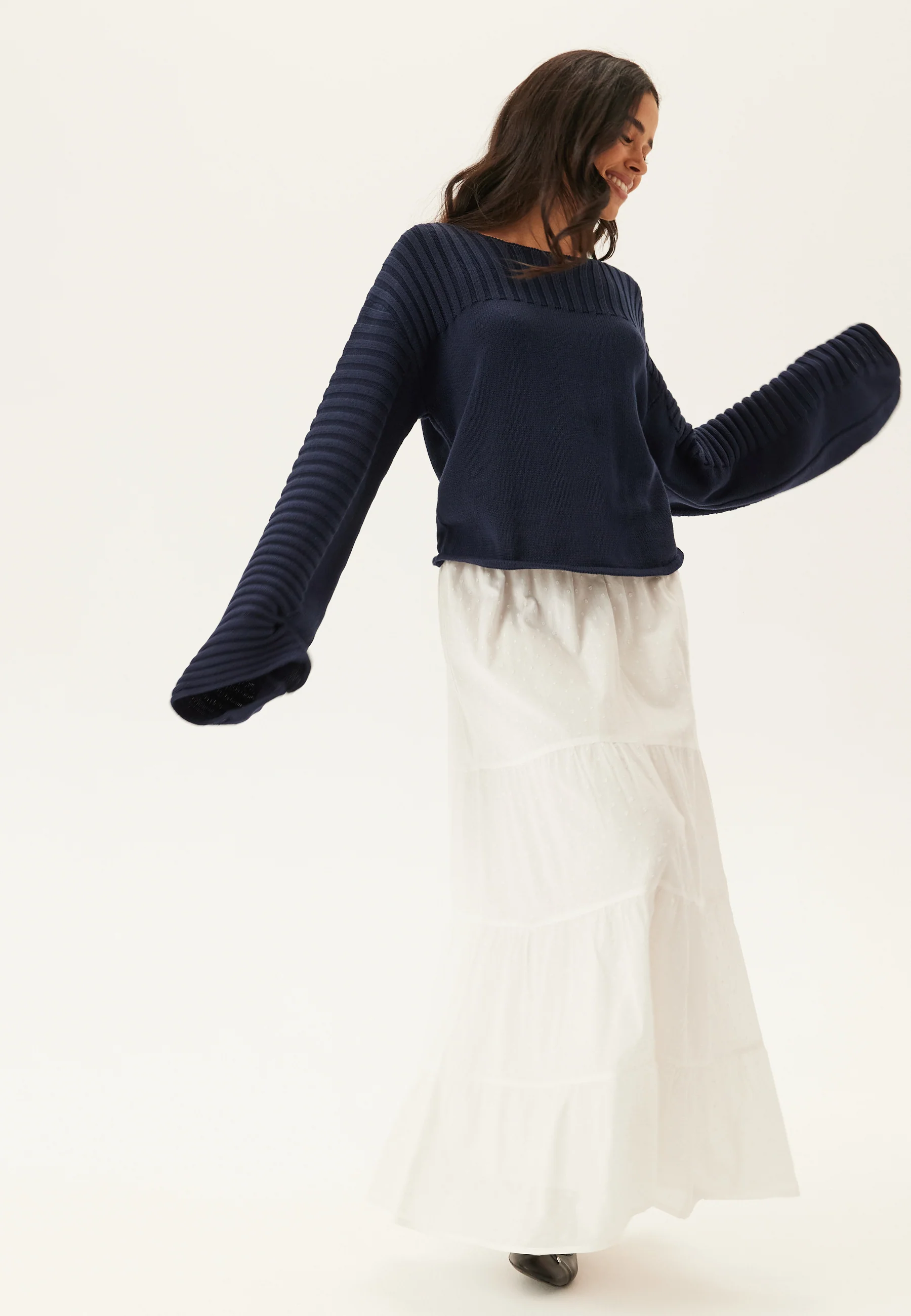 Boatneck Knitted Sweater - Image 3
