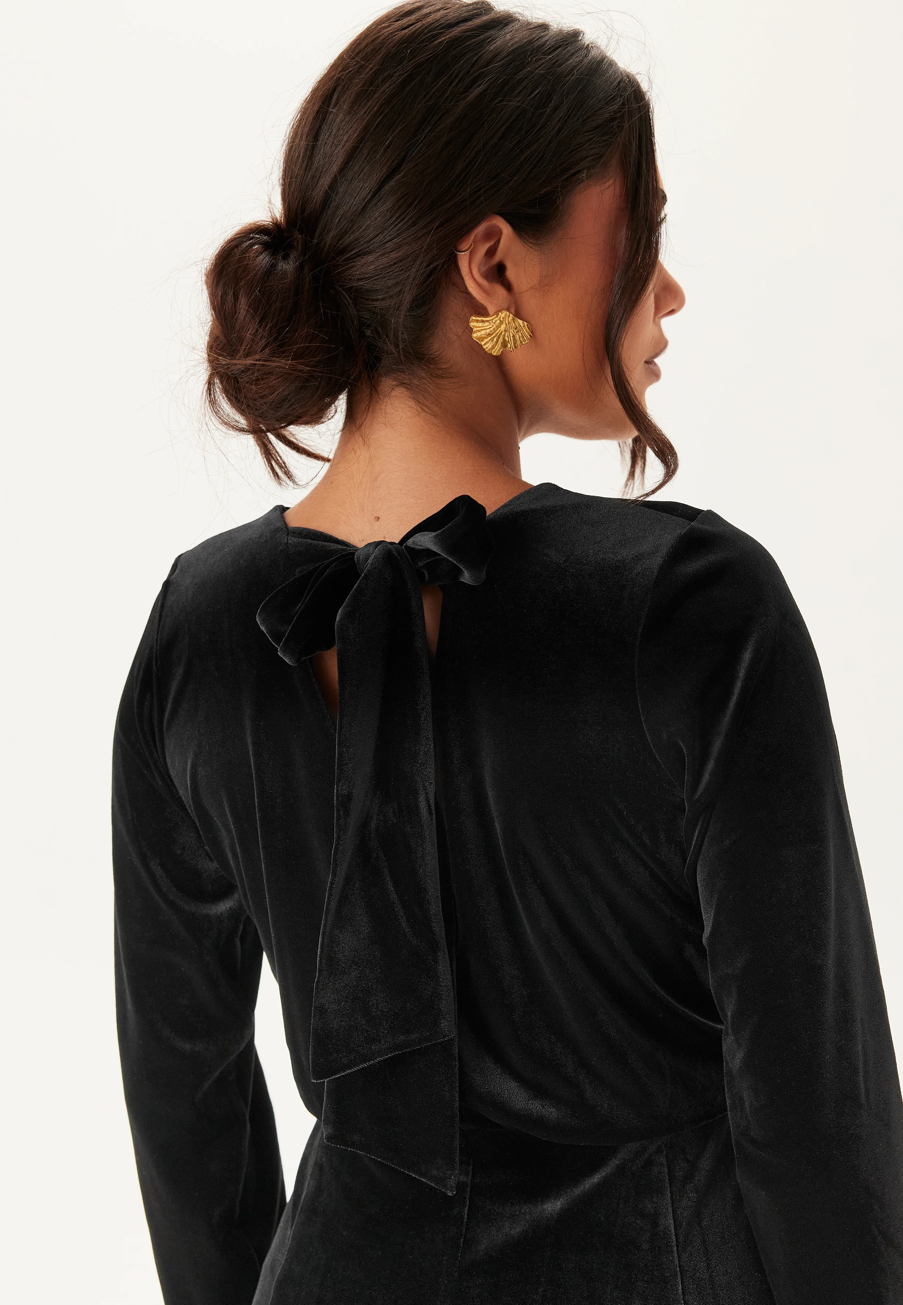 Bow Velvet Midi Dress - Image 5