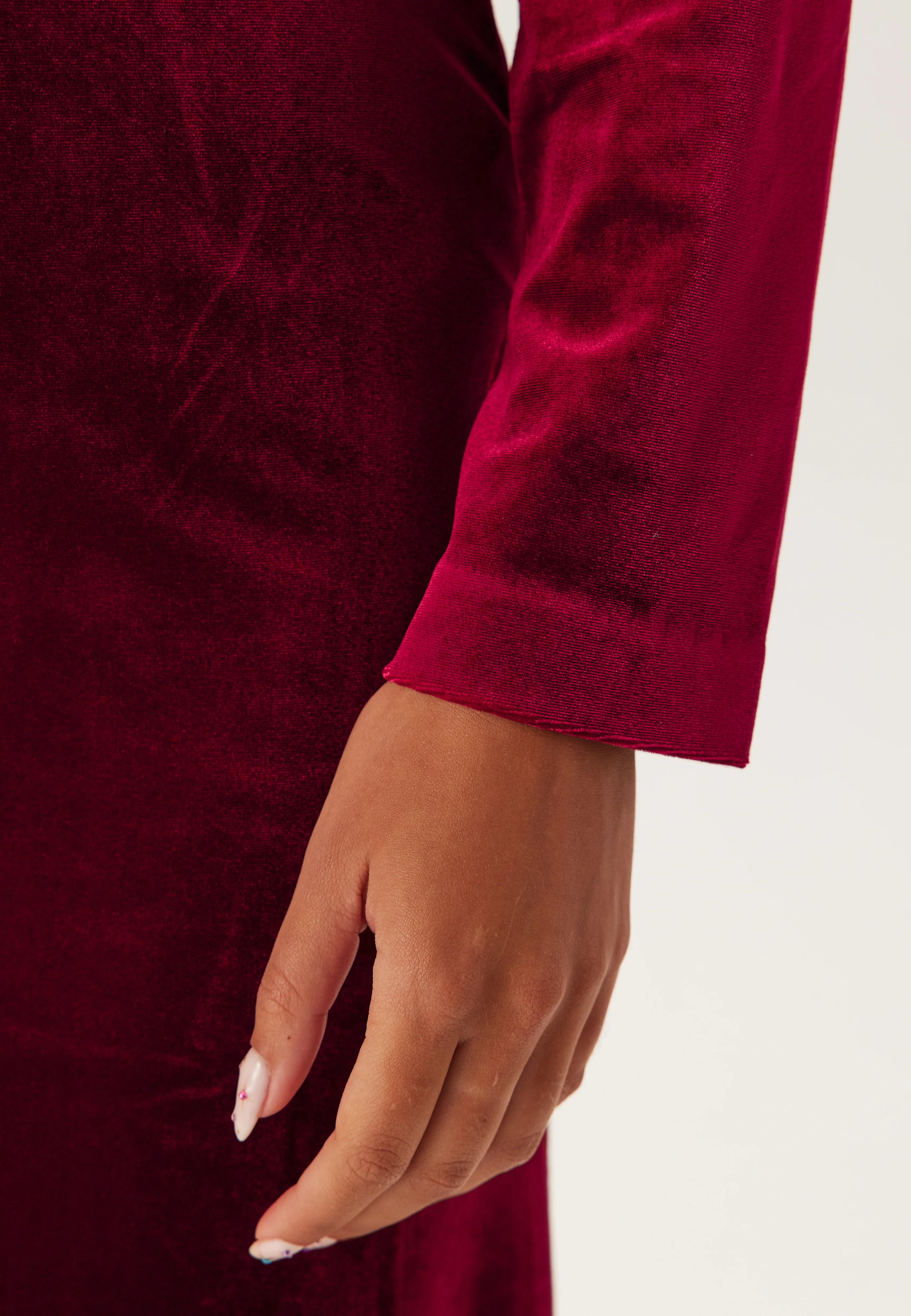 Bow Velvet Midi Dress - Image 5