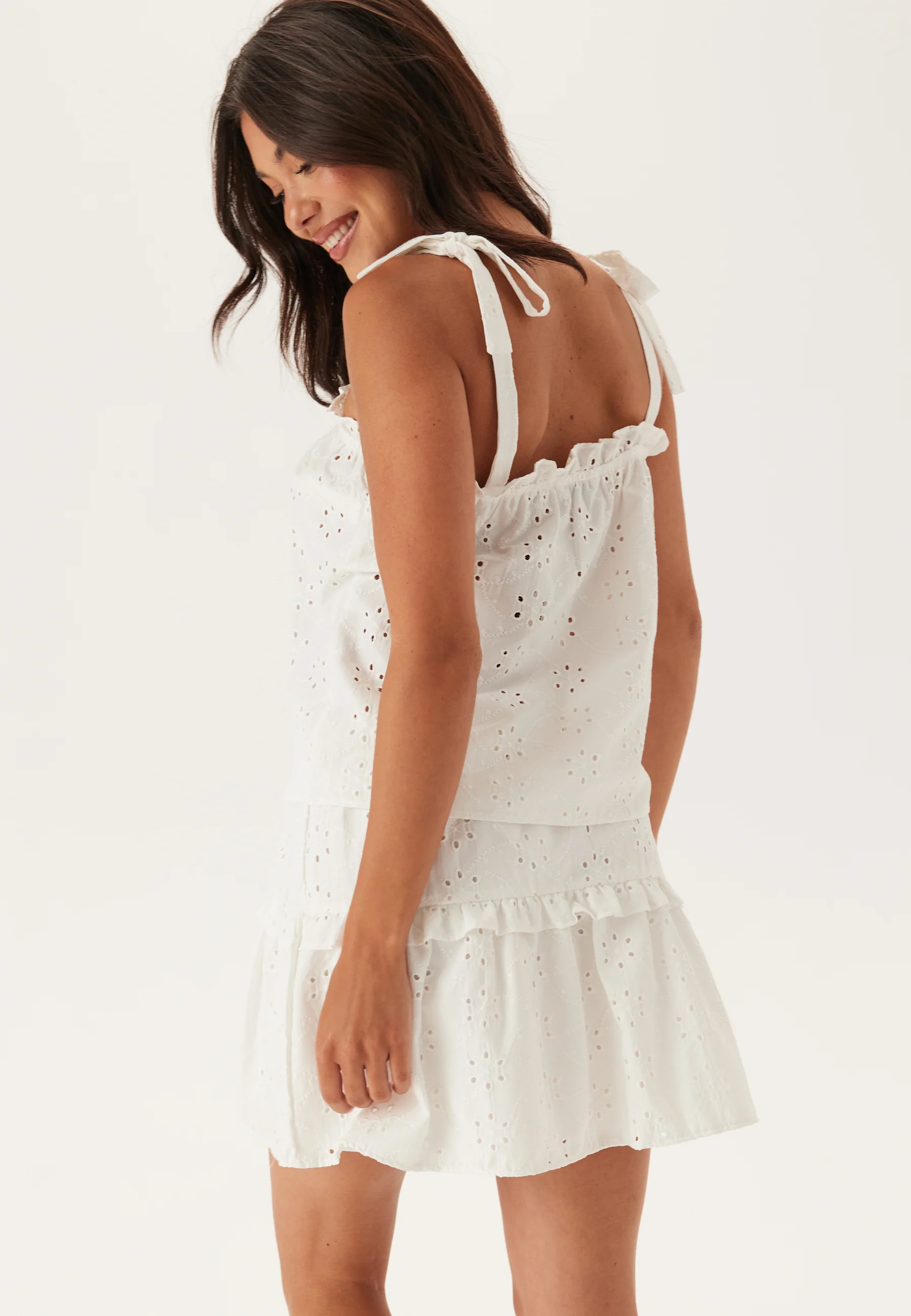 Broderie Anglaise Skirt - Image 3