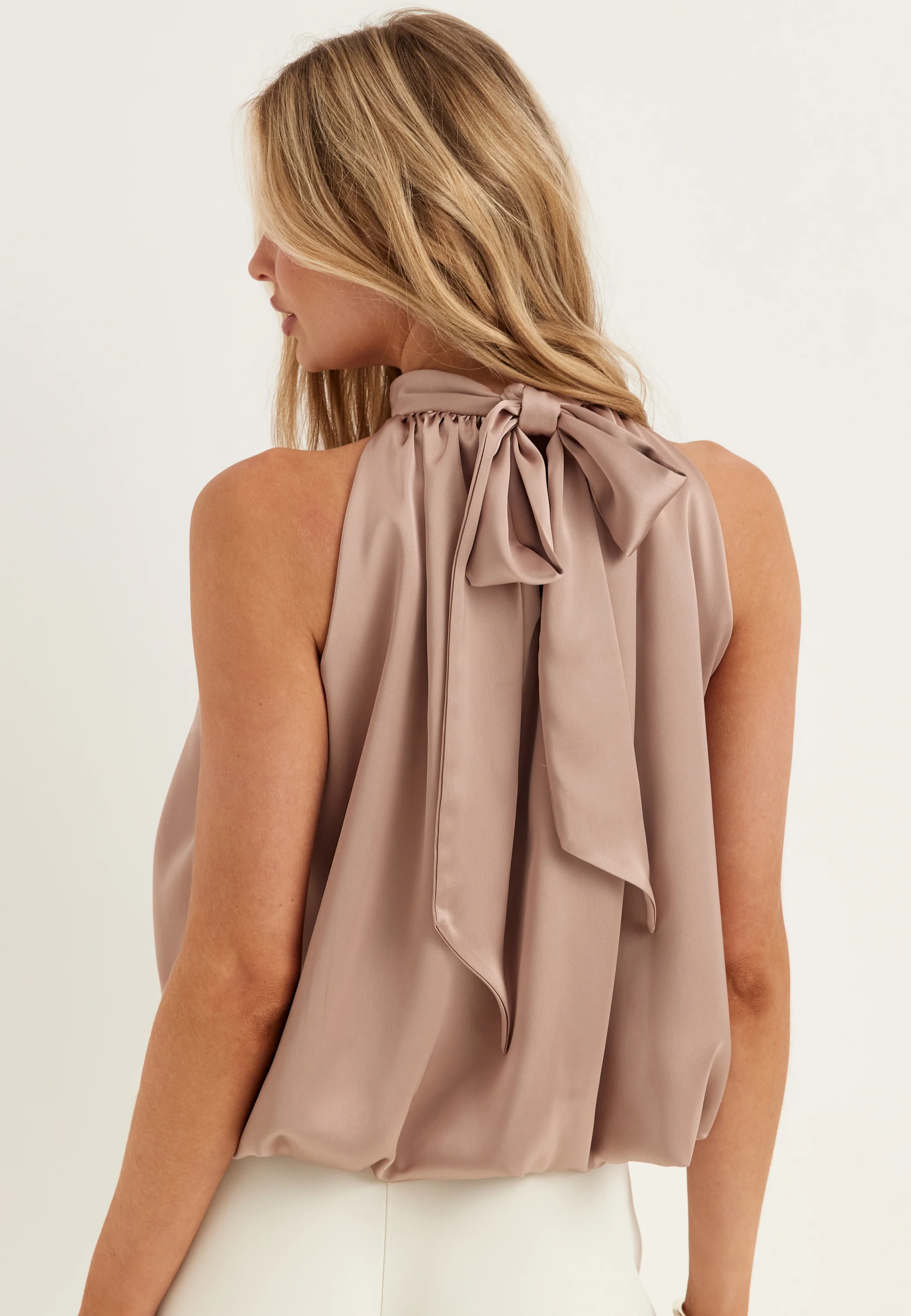 Bubble-Hem Halterneck Satin top - Image 4