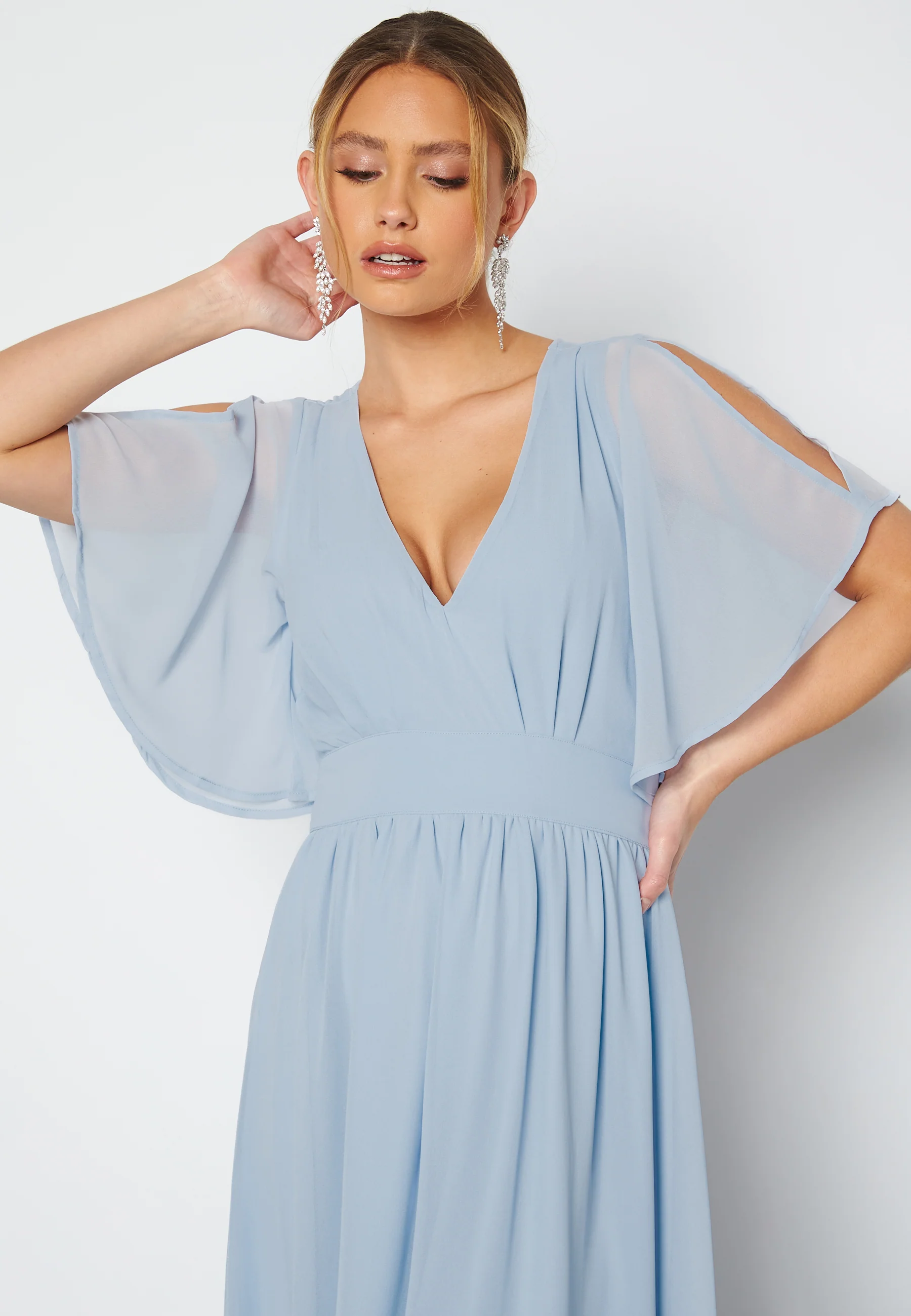 Butterfly Sleeve Chiffon Gown - Image 4