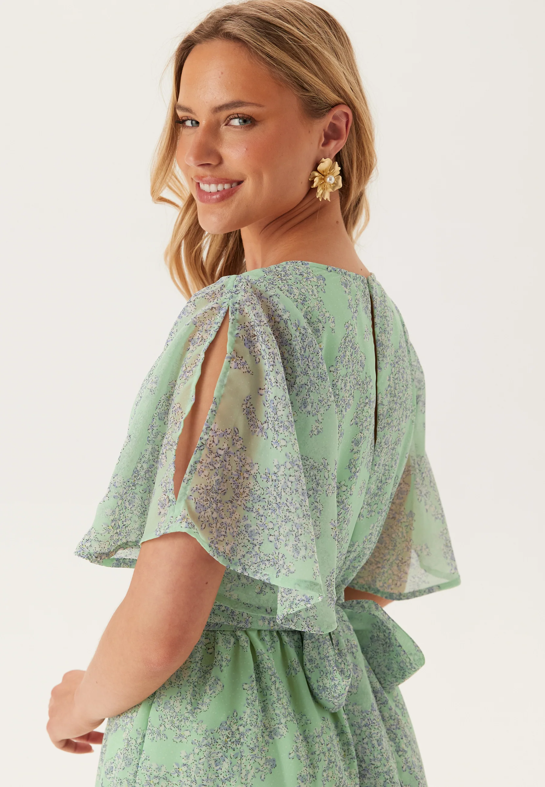 Butterfly Sleeve Midi Dress - Image 5