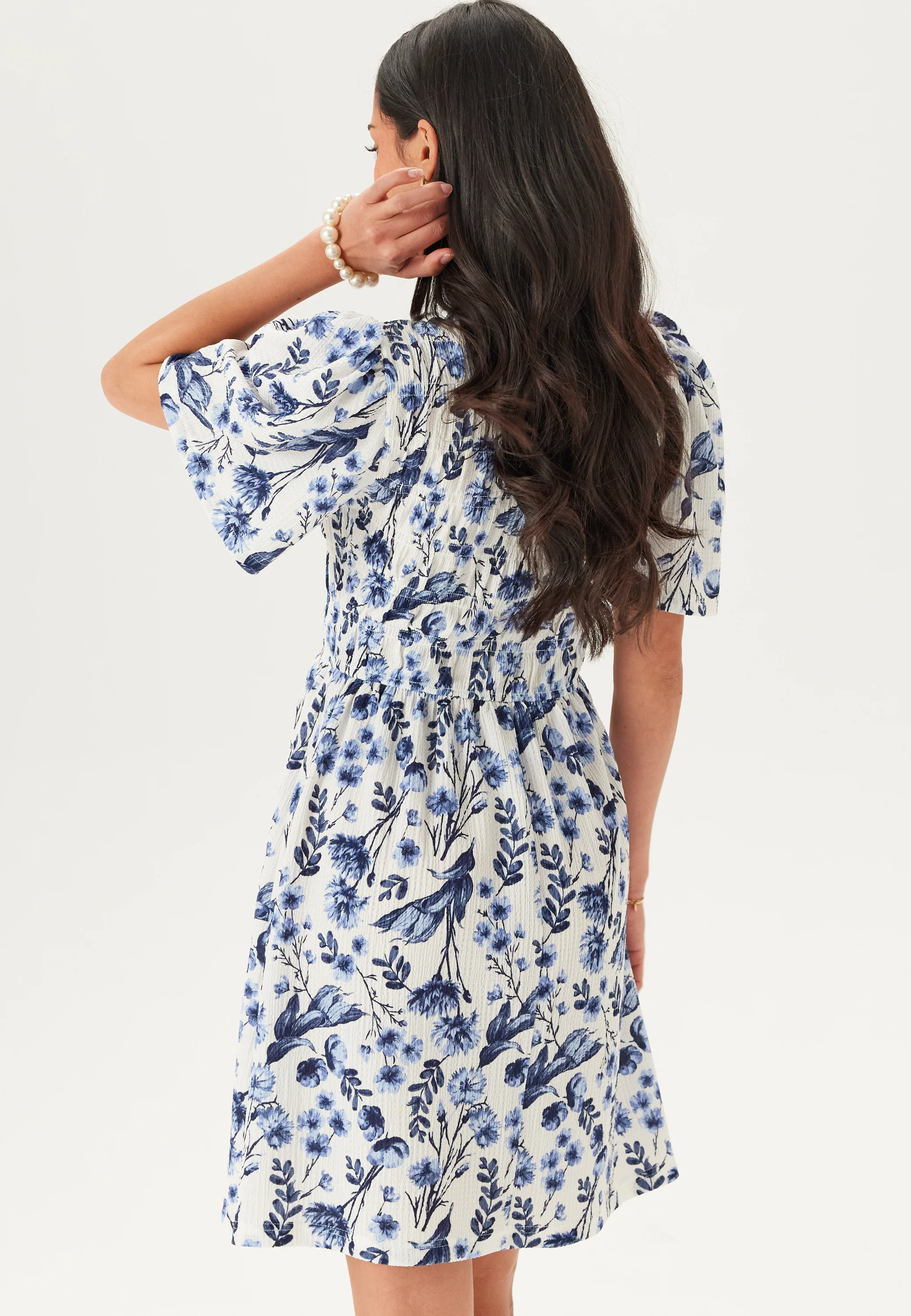 Butterfly Sleeve Short Dress - Image 4