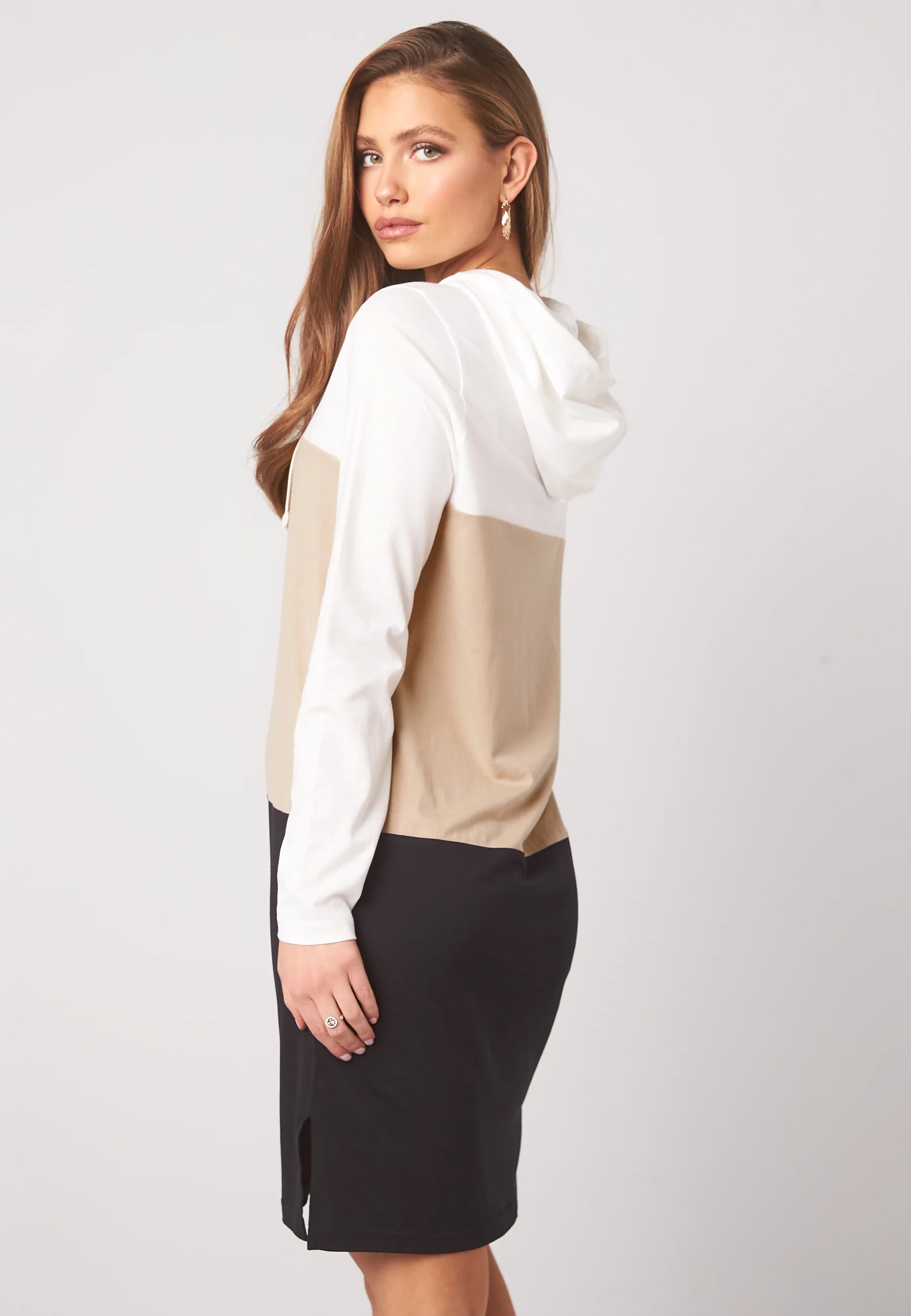 Camila tricot hood - Image 3