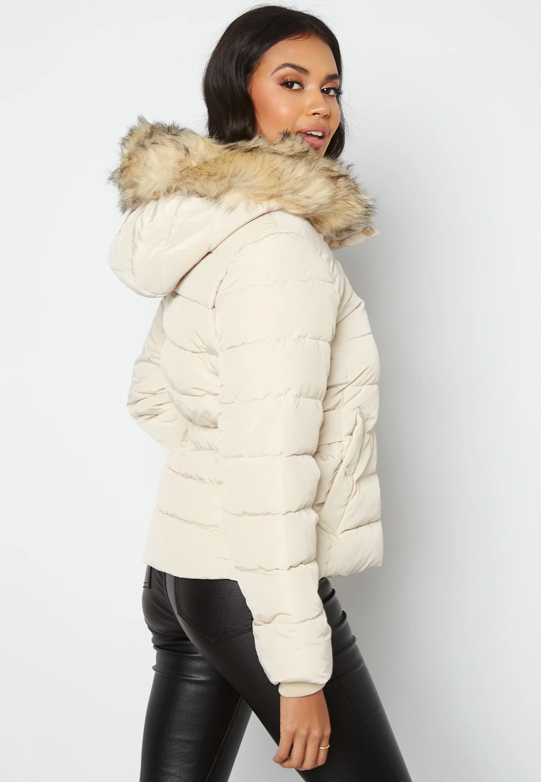 Camilla Quilted Jacket - Image 4