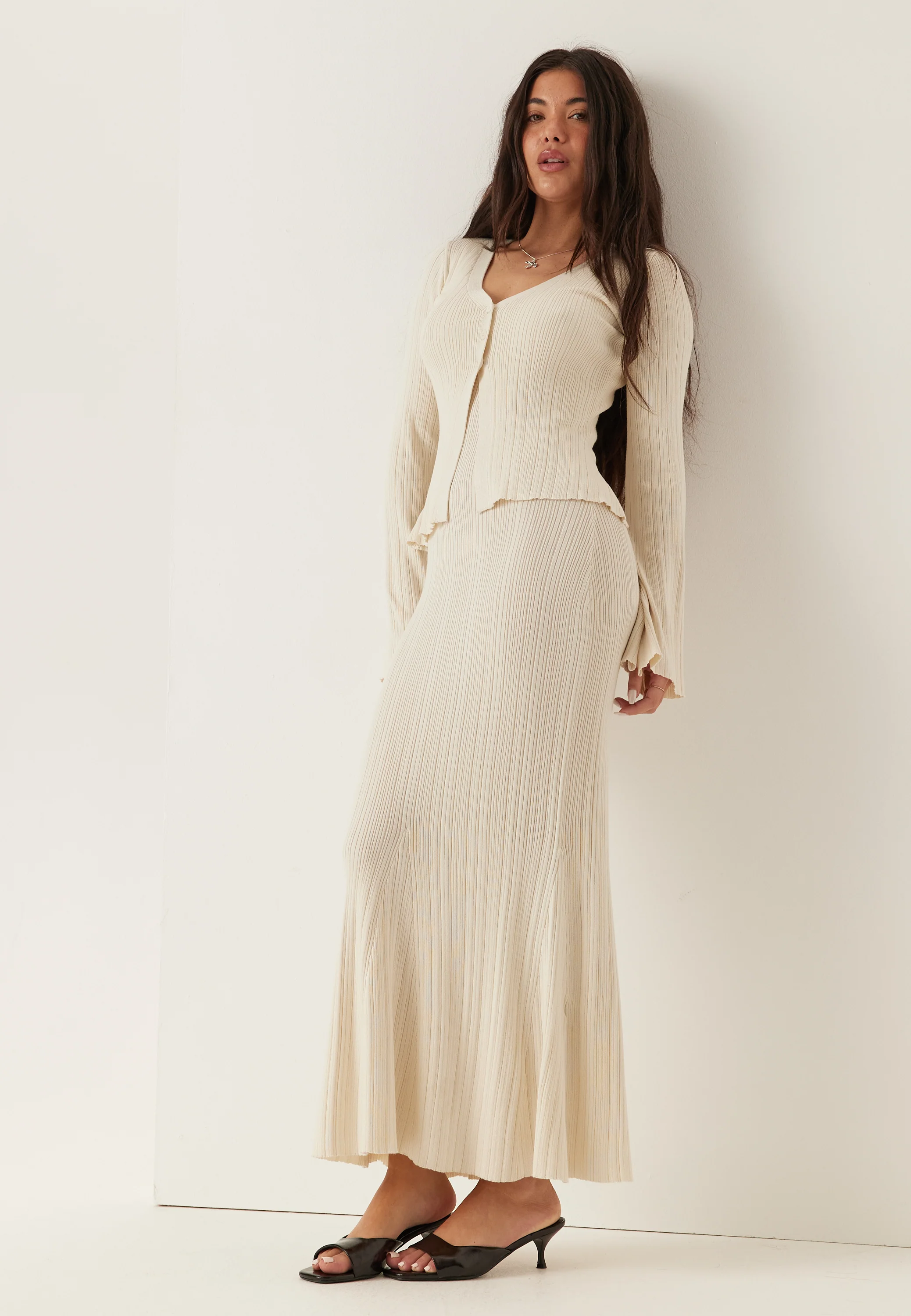 Knitted V-neck Dress - Image 5