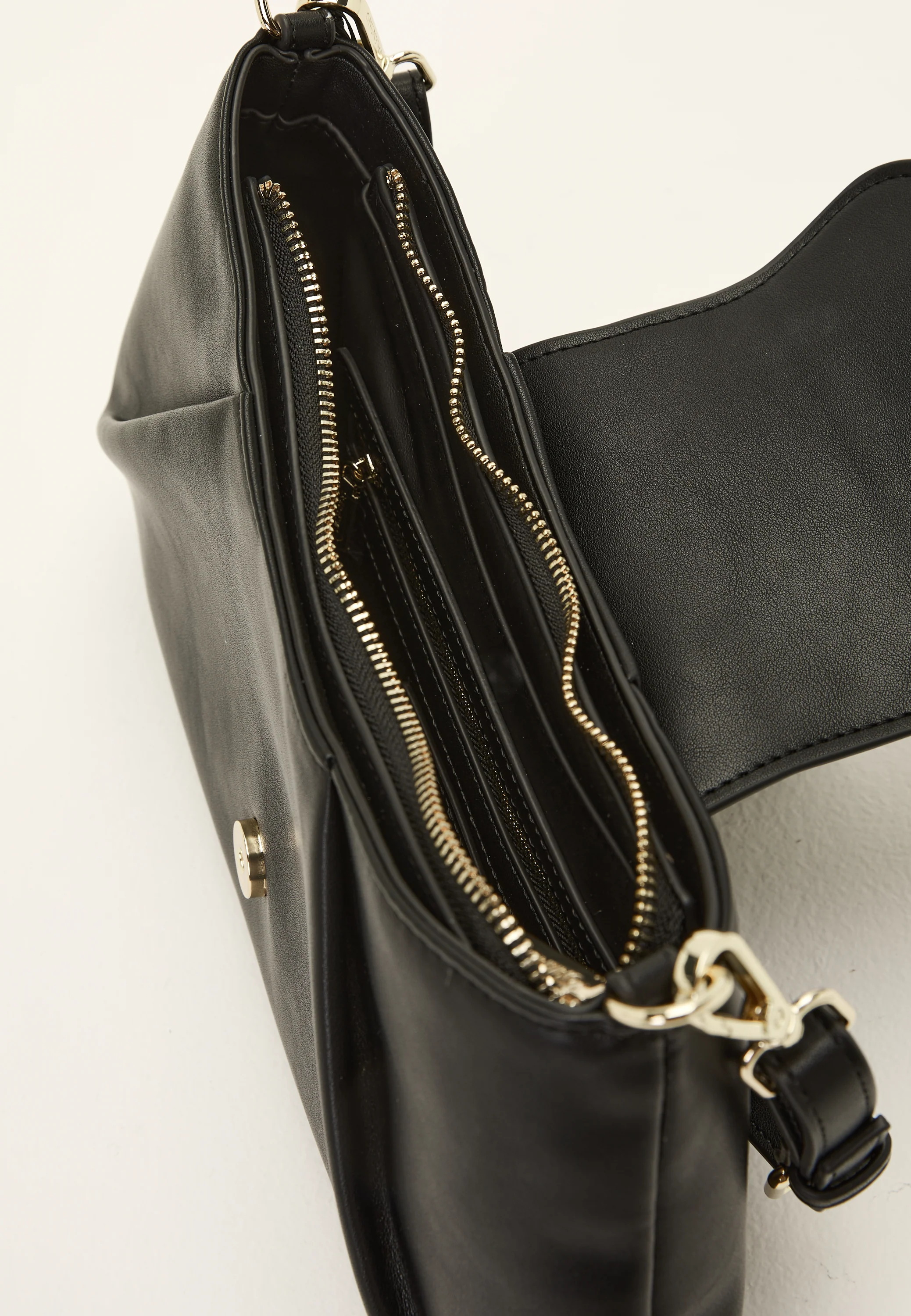 Cassandra Shoulder Bag - Image 4