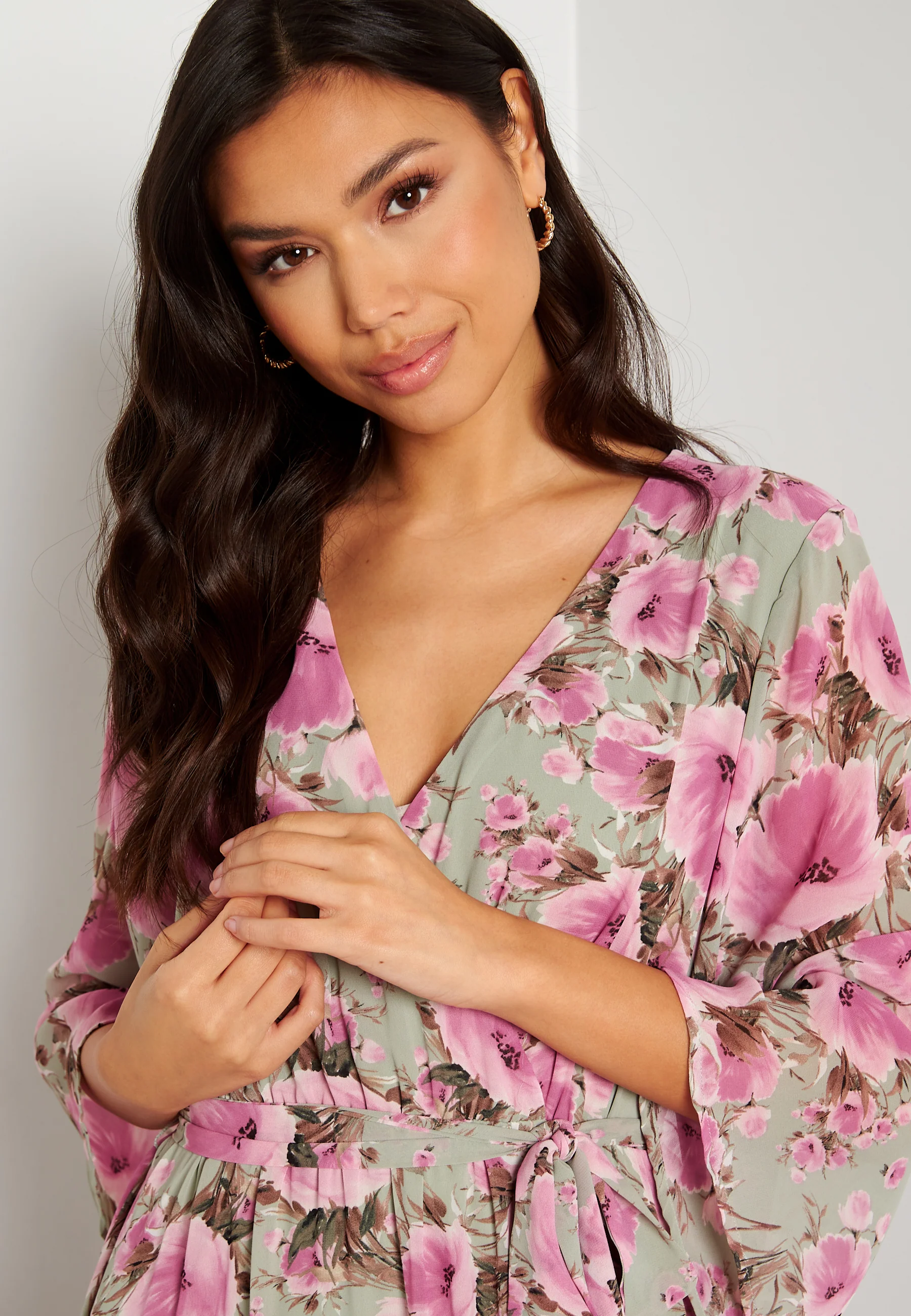Clarette V-Neck 3/4 Ankle Dress - Image 4