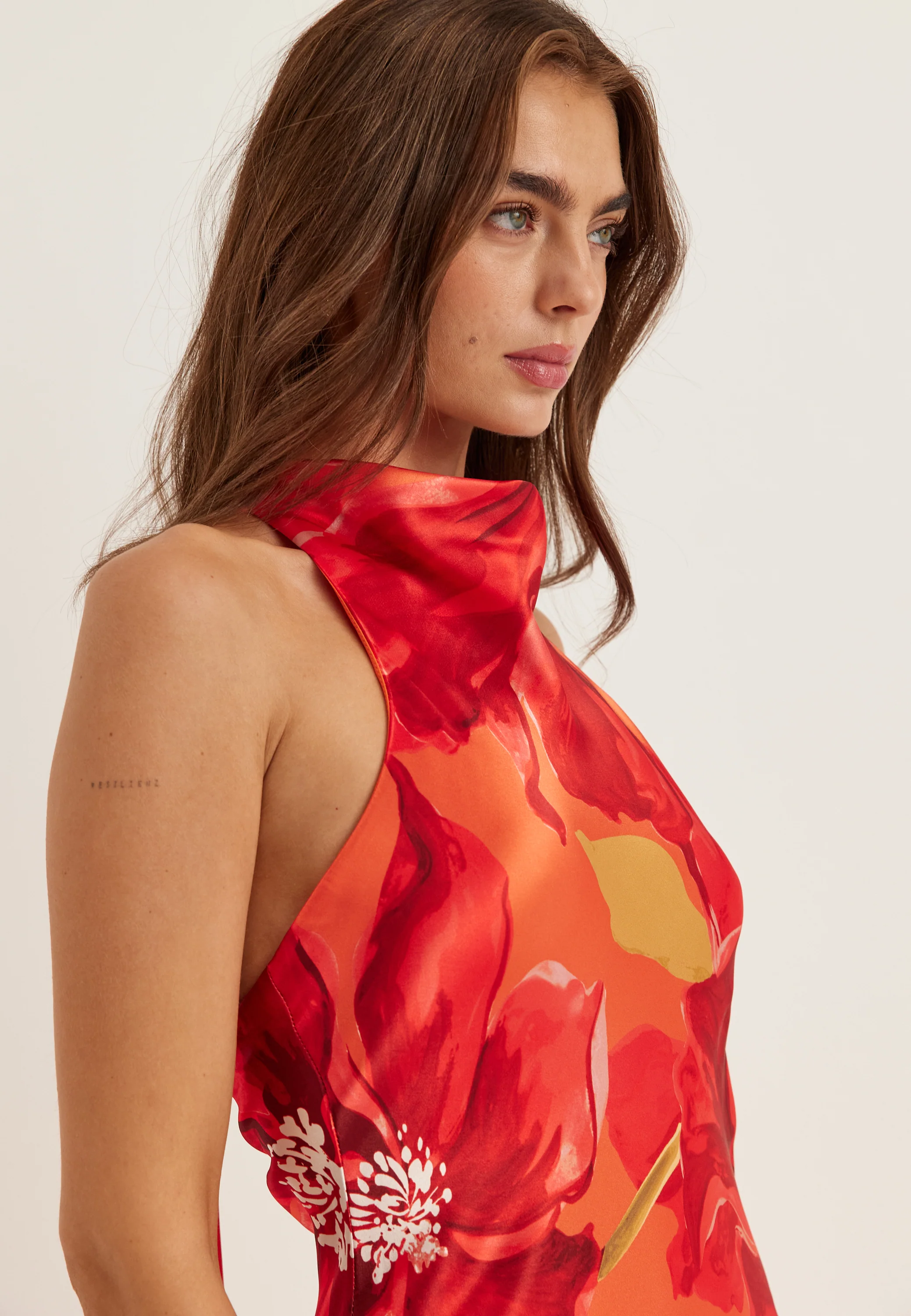 Clementine High Neck Satin Max - Image 4