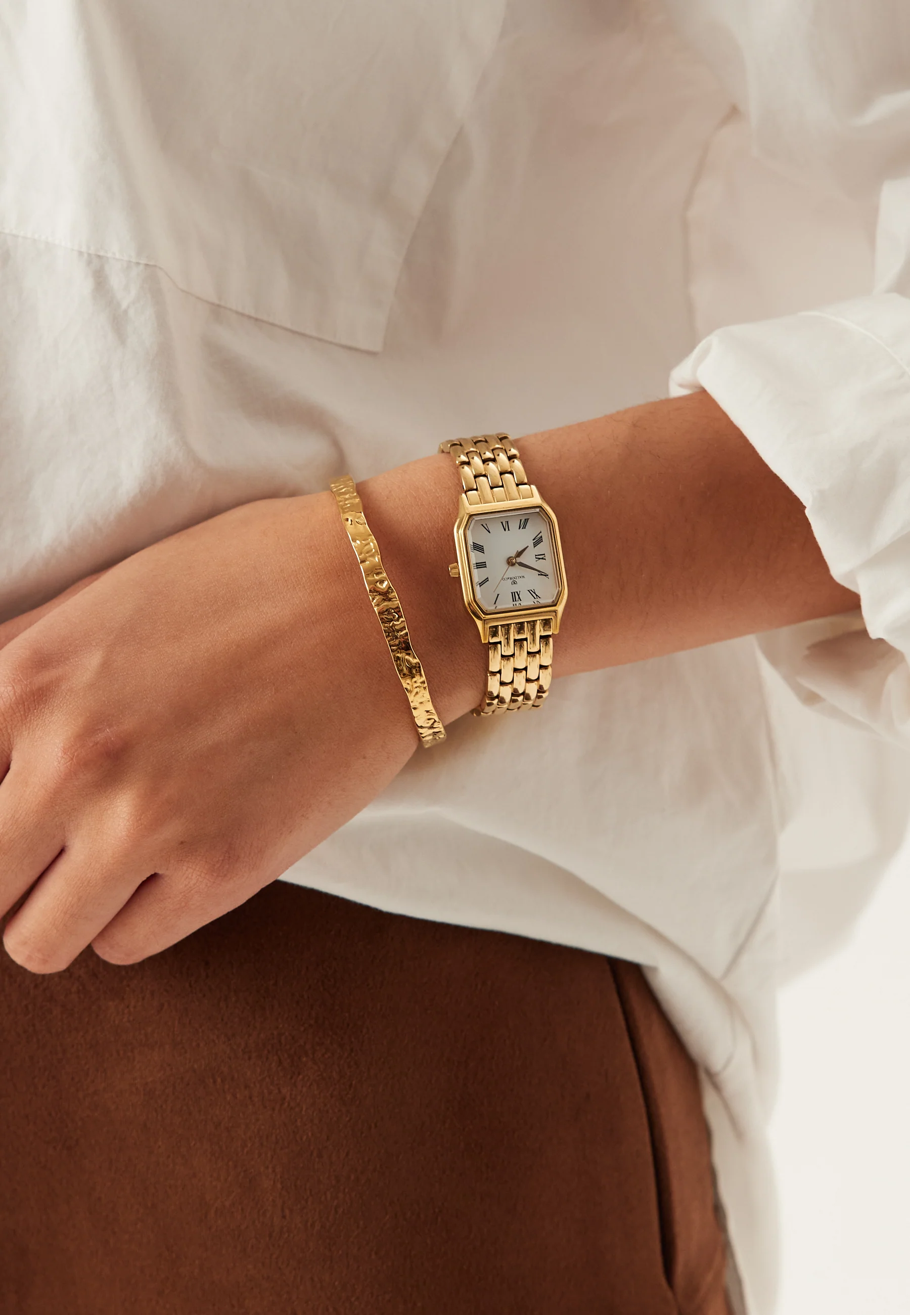 Como C Shape Bangle - Image 3