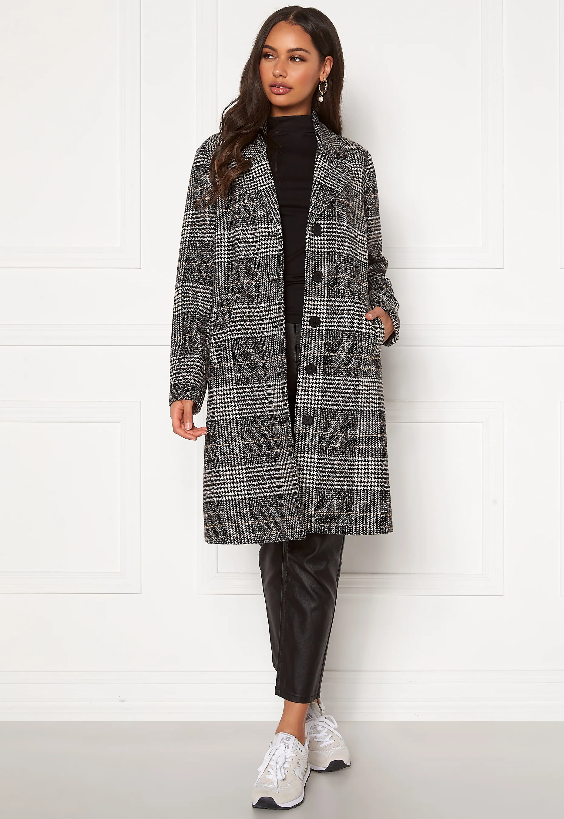 Corinne checked coat - Image 2