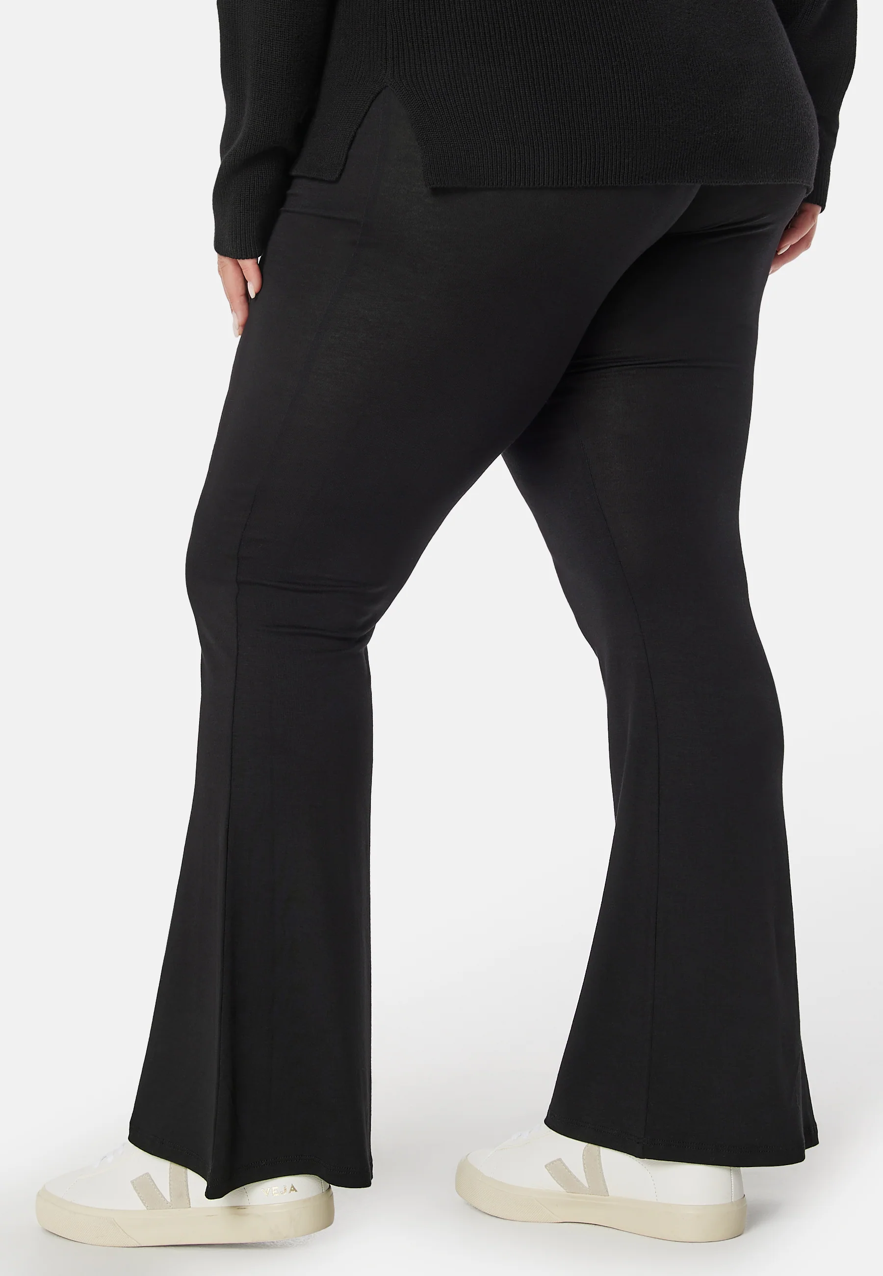 Cozensa trousers - Image 10