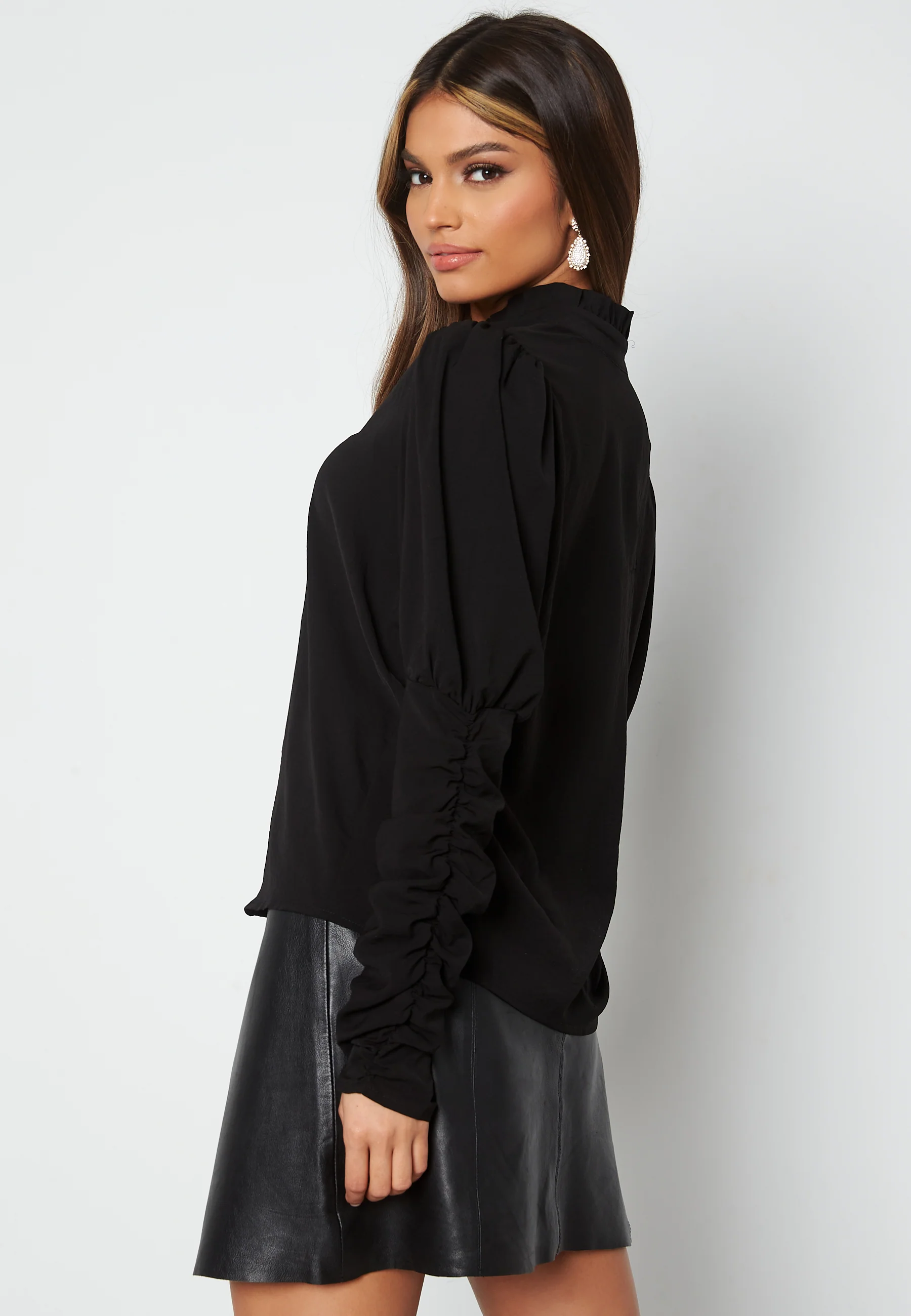 Cute L/S Rouching Shirt - Image 4