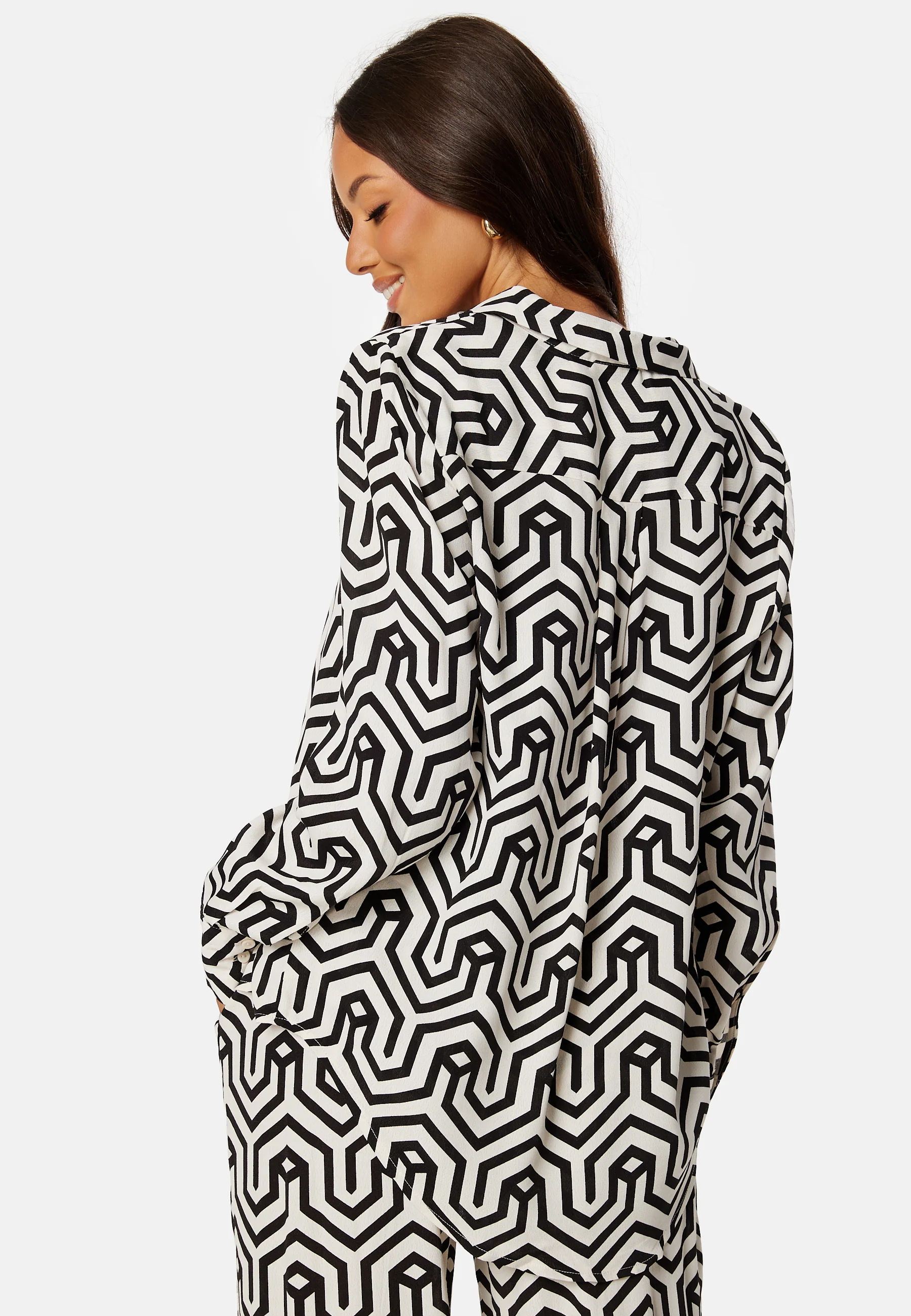 Daca Sana L/S Oversize Shirt - Image 3