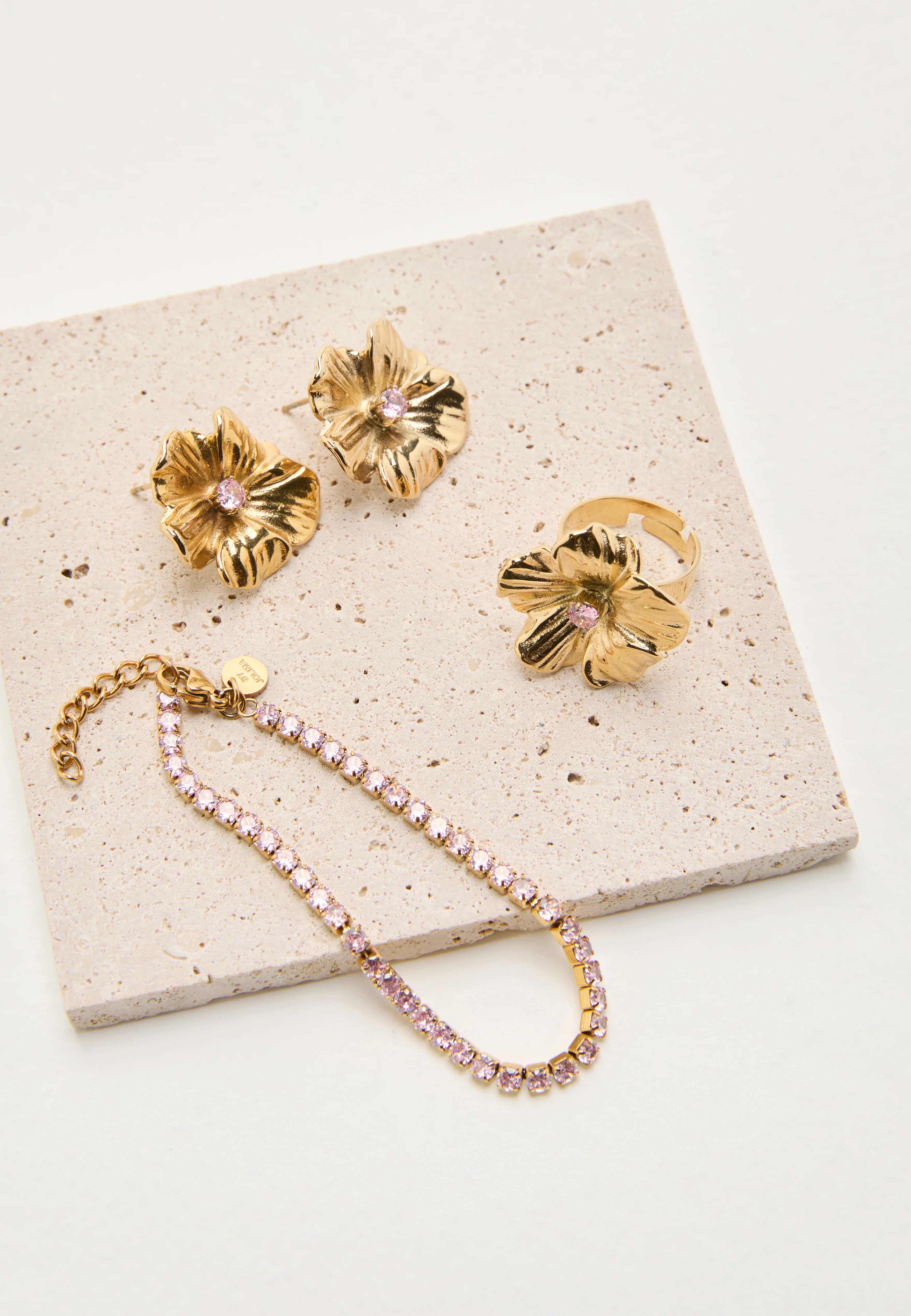 Daisy Earring Celebration - Image 4