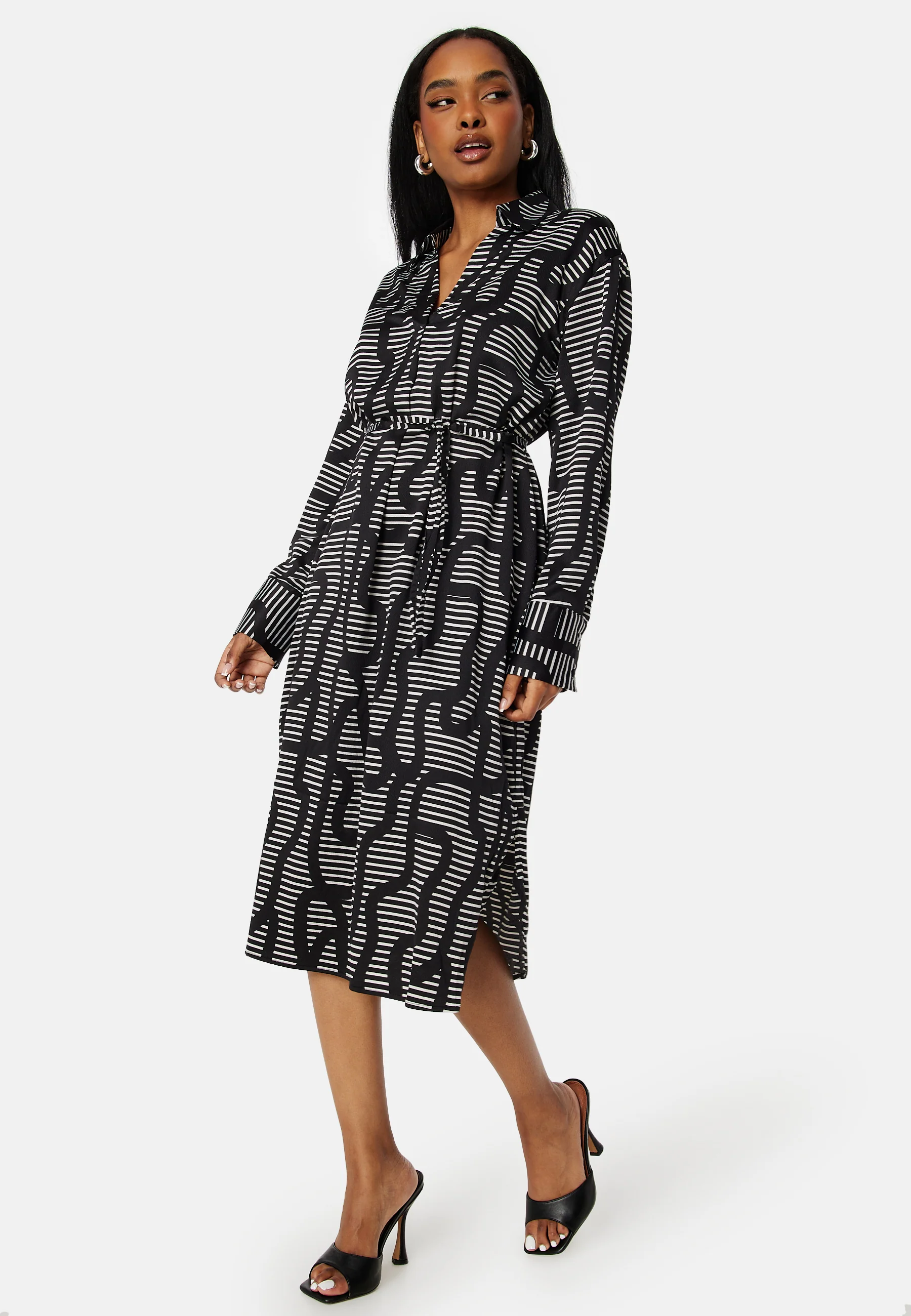 Daisy L/S V-Neck Calf Dress - Image 4