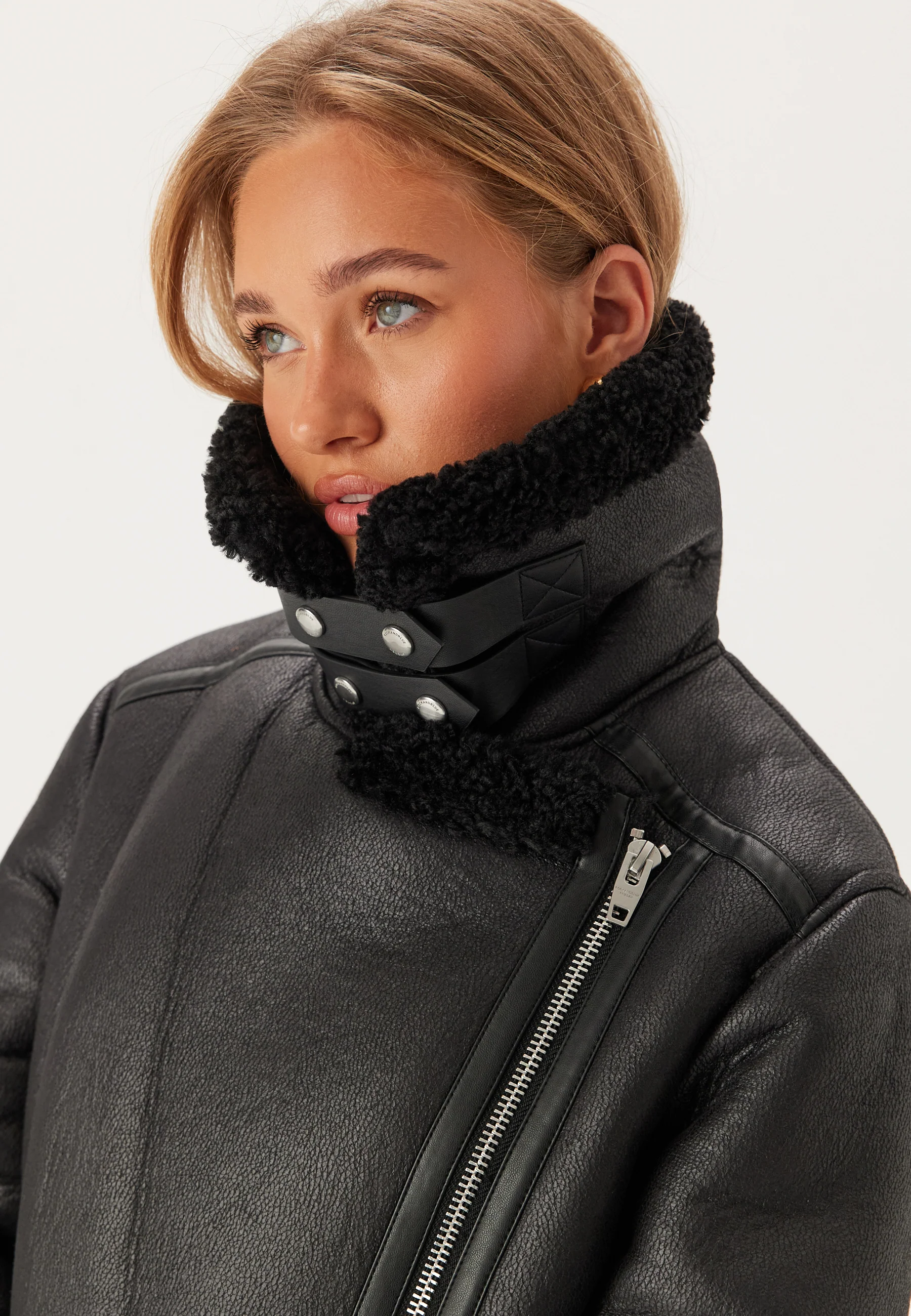 Delia Coat - Image 4